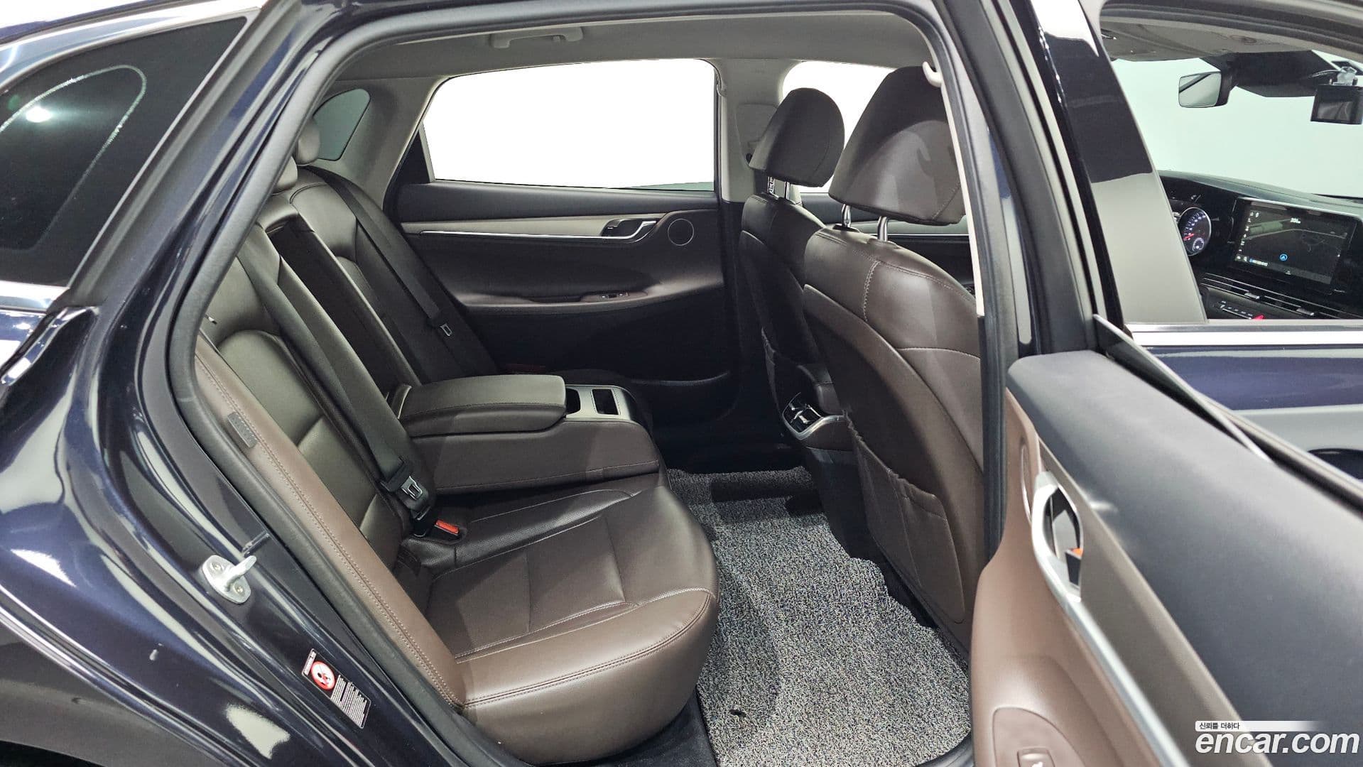 Main__Slider__Photo:Grandeur Hyundai 2020.4-25