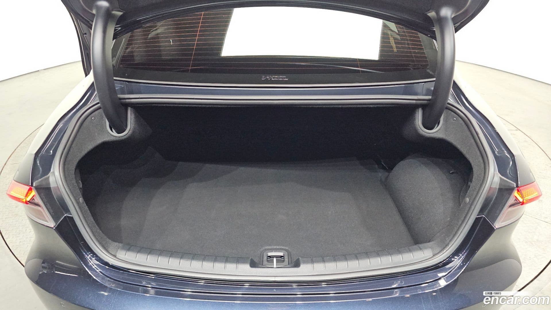 Main__Slider__Photo:Grandeur Hyundai 2020.4-26