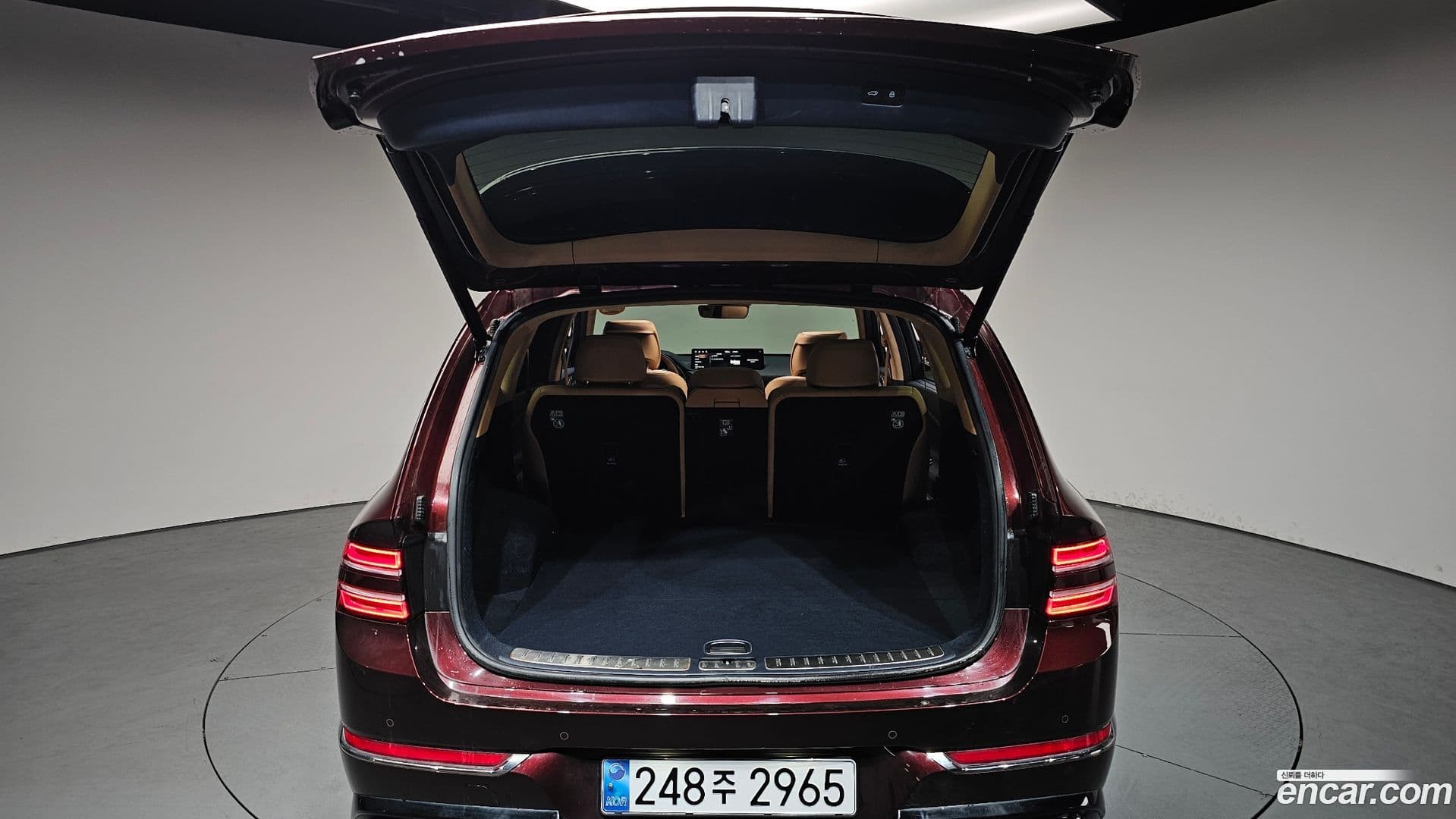 Main__Slider__Photo:GV80 Genesis 2021.2-19