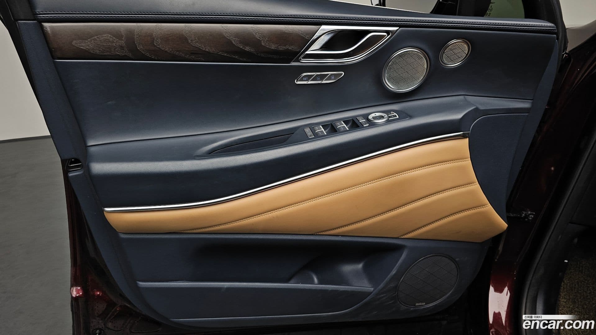 Main__Slider__Photo:GV80 Genesis 2021.2-23