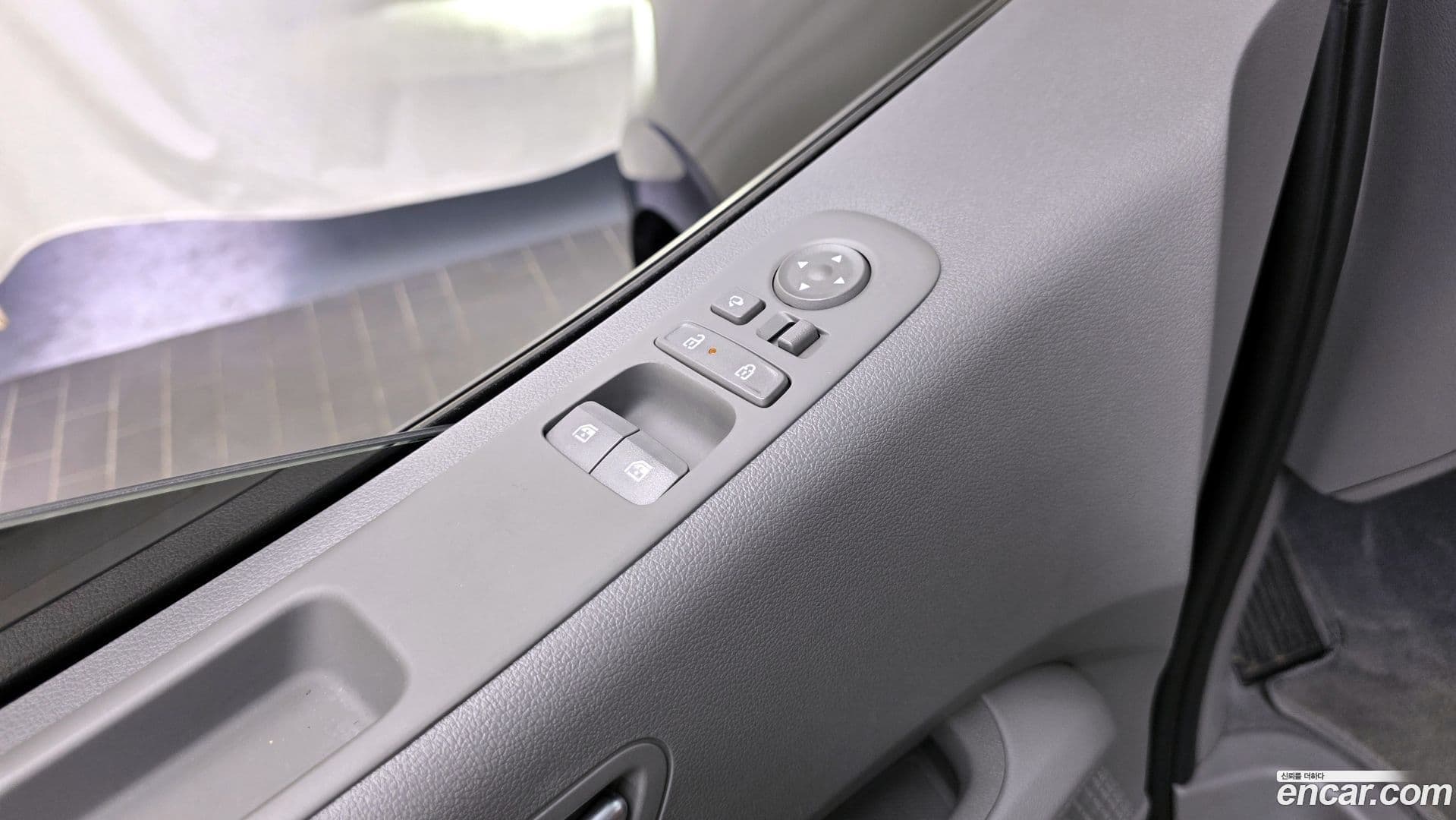 Main__Slider__Photo:Staria Hyundai 2024.3-28