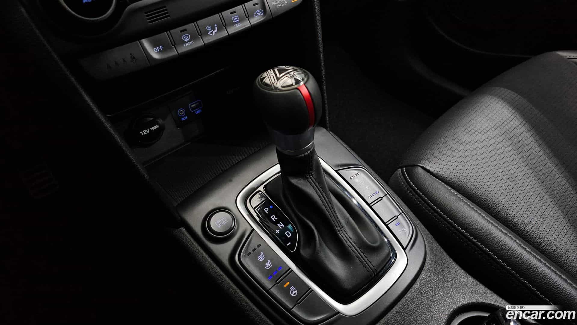 Kona Hyundai 2018.0-INNER-009