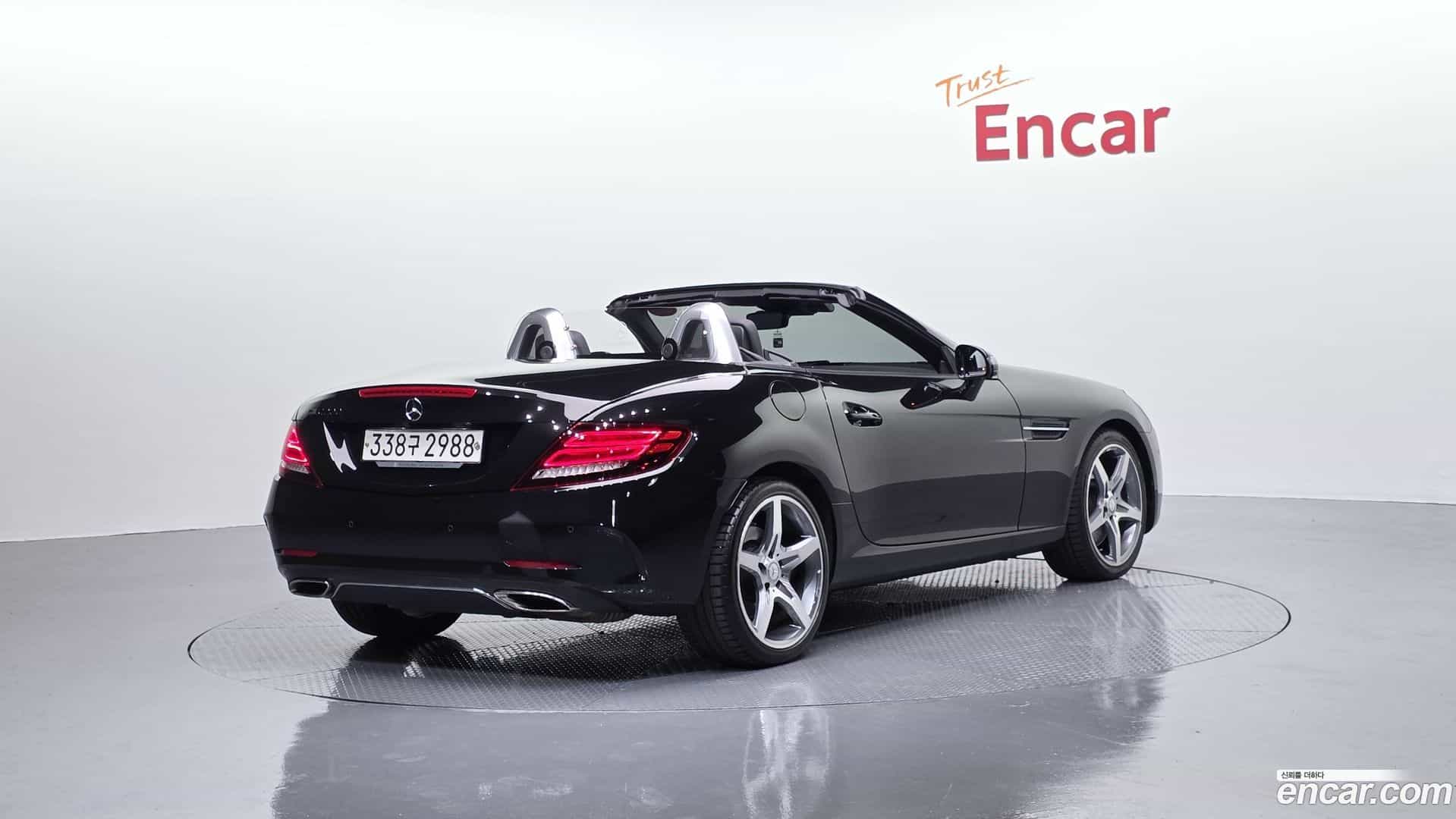 SLC-Class Mercedes-Benz 2017.5-OUTER-002
