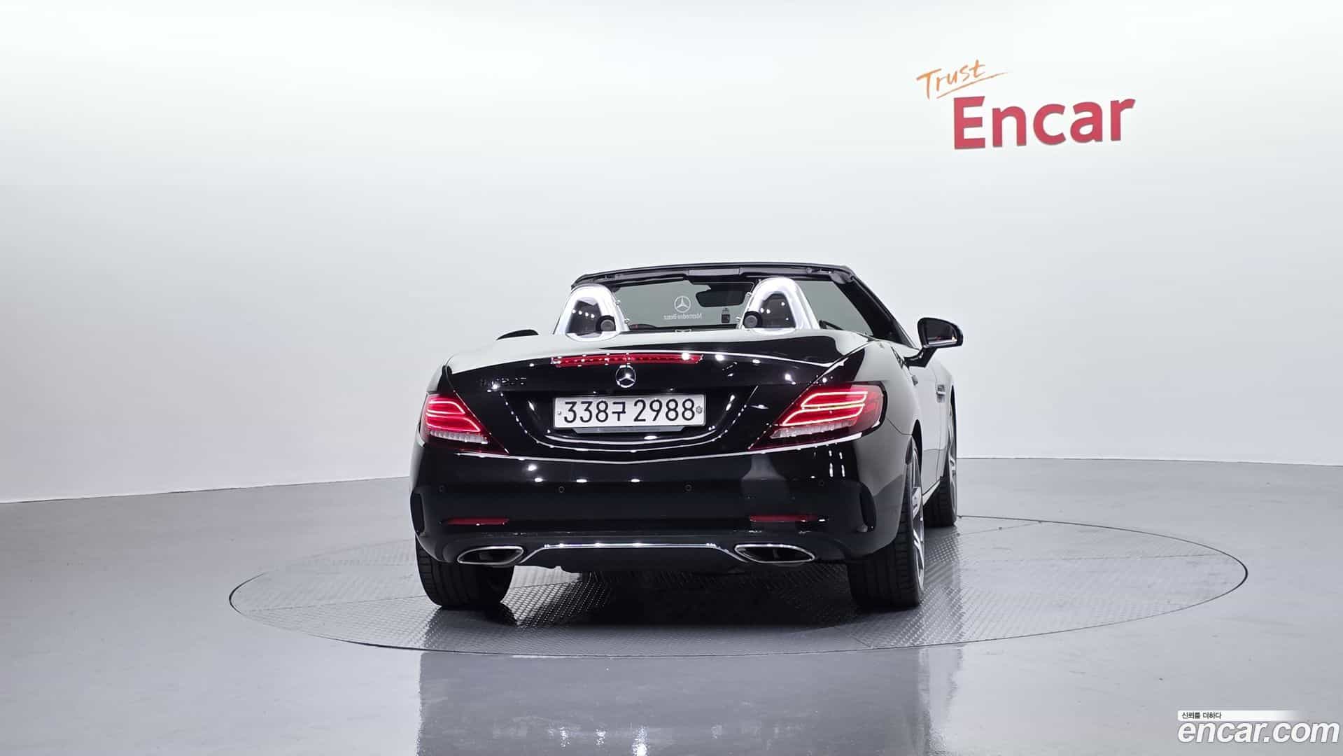 SLC-Class Mercedes-Benz 2017.5-OUTER-004