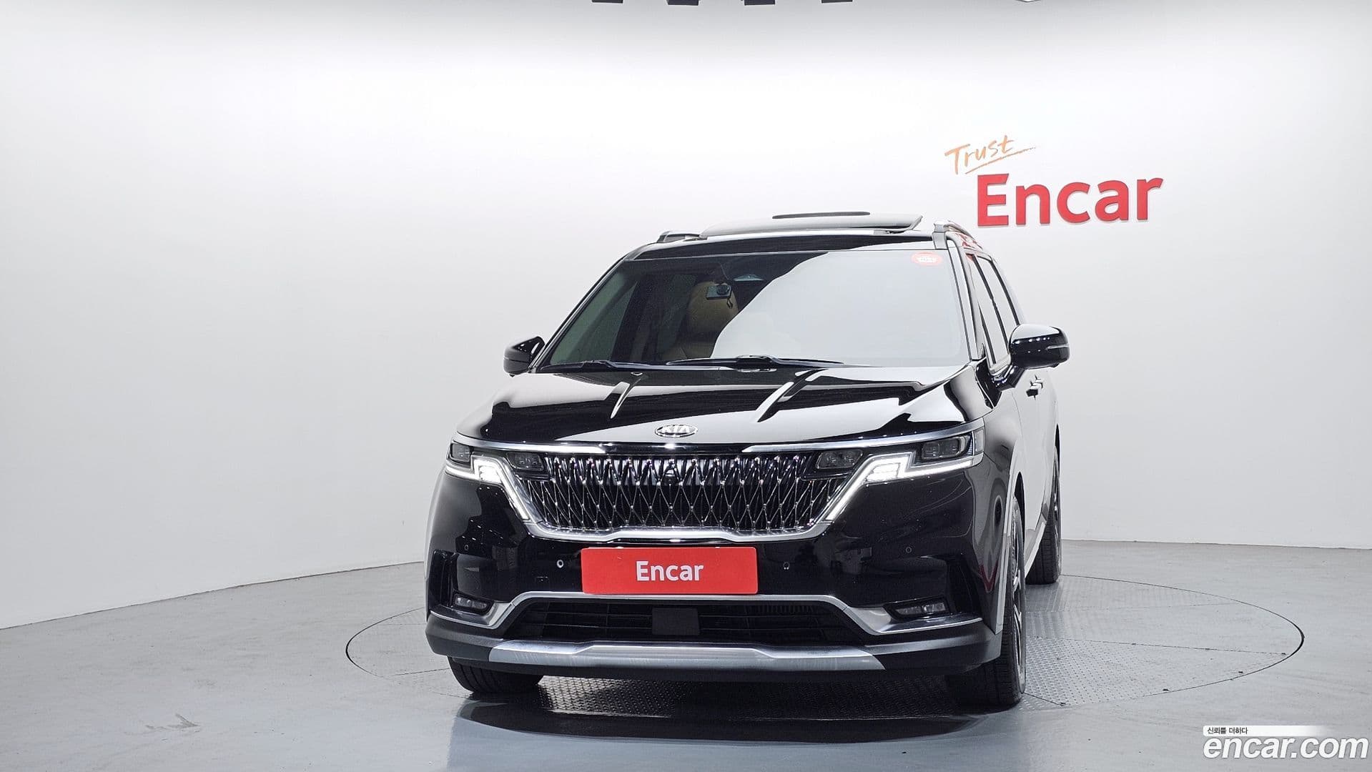 Main__Slider__Photo:Canival Kia 2021.2-2