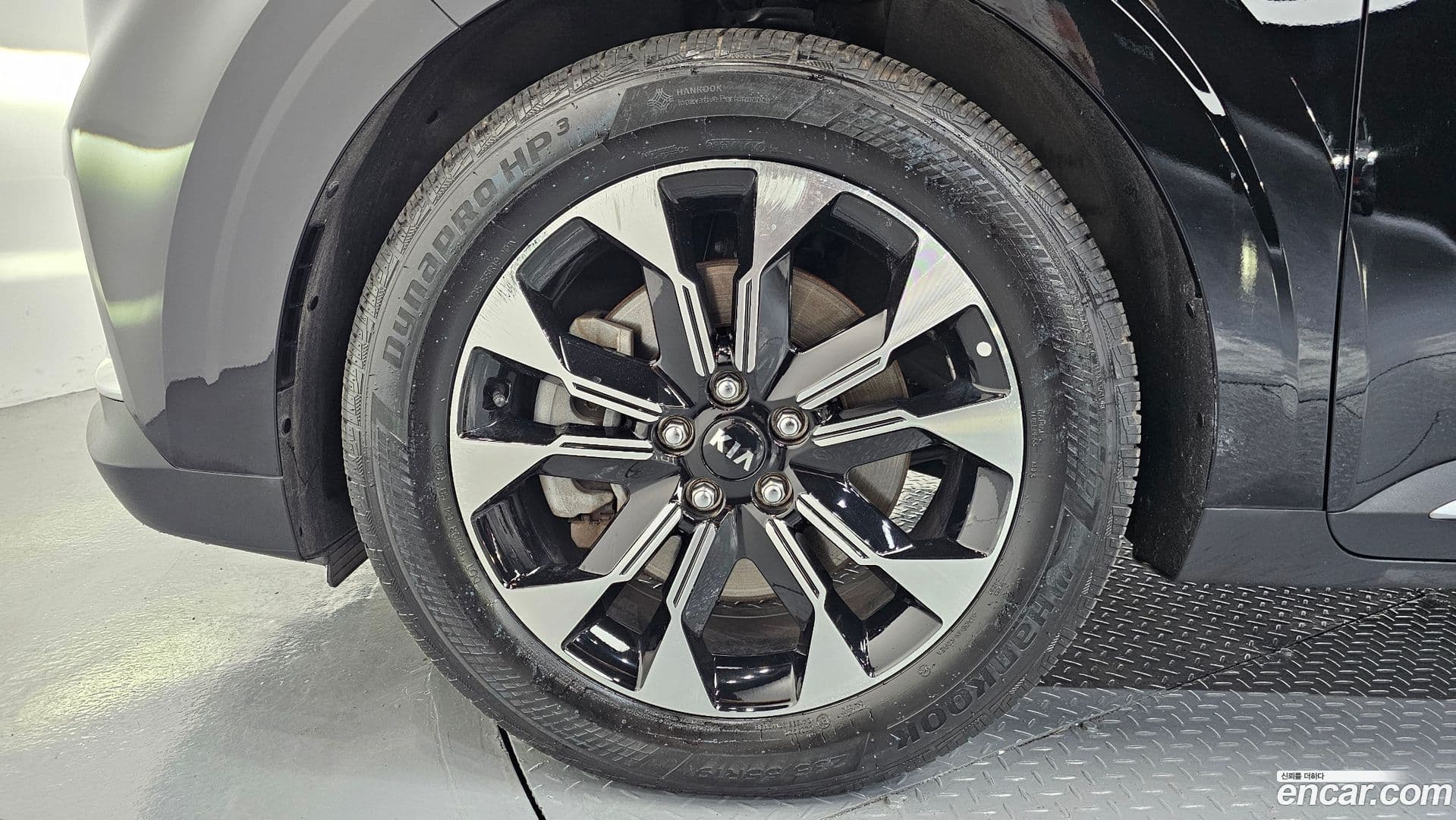 Main__Slider__Photo:Canival Kia 2021.2-4