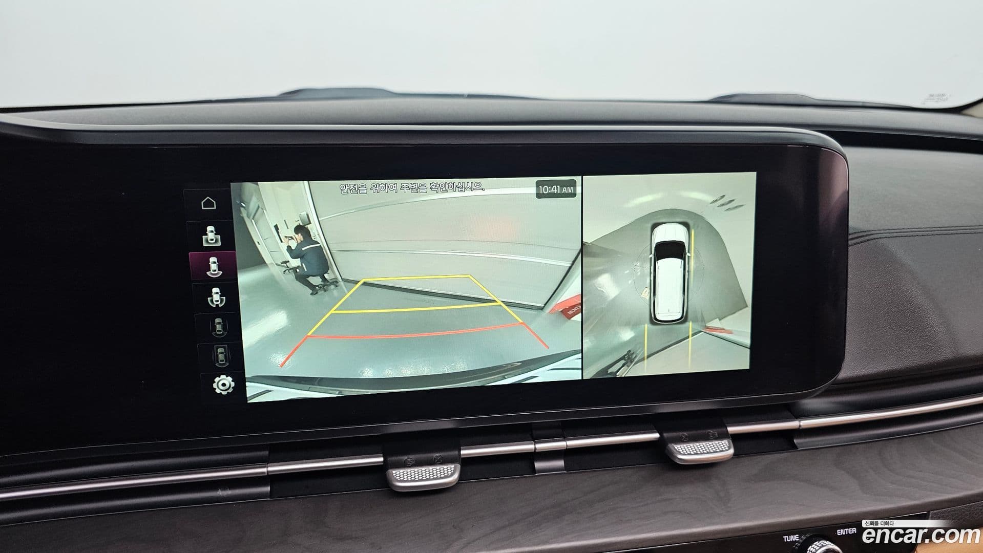 Main__Slider__Photo:Canival Kia 2021.2-14