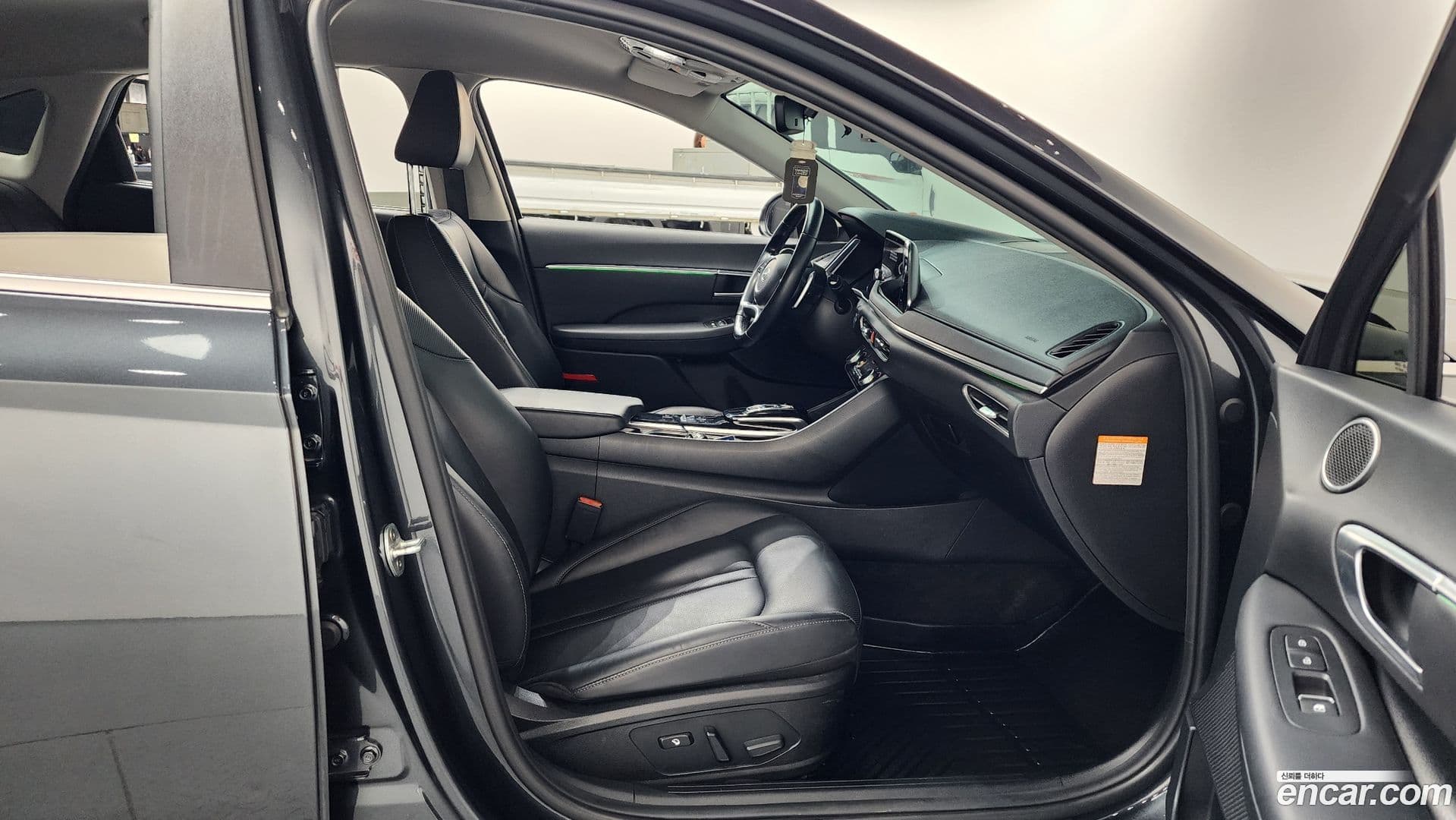 Main__Slider__Photo:Sonata Hyundai 2020.7-25