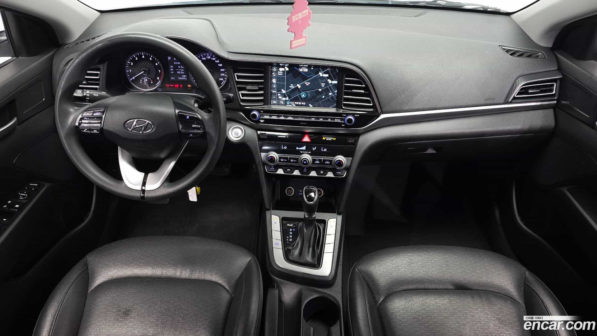 AVANTE Hyundai 2019.5-INNER-007