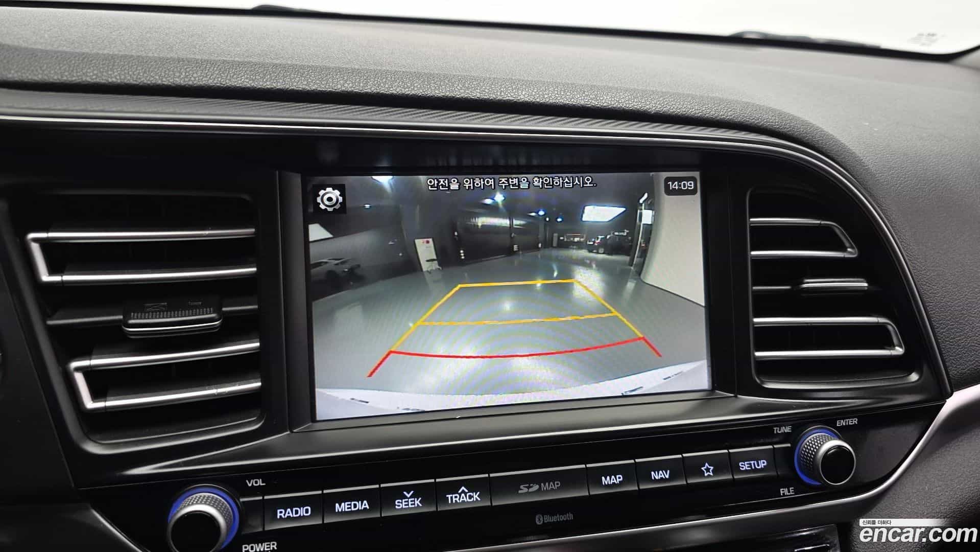 AVANTE Hyundai 2019.5-OPTION-019