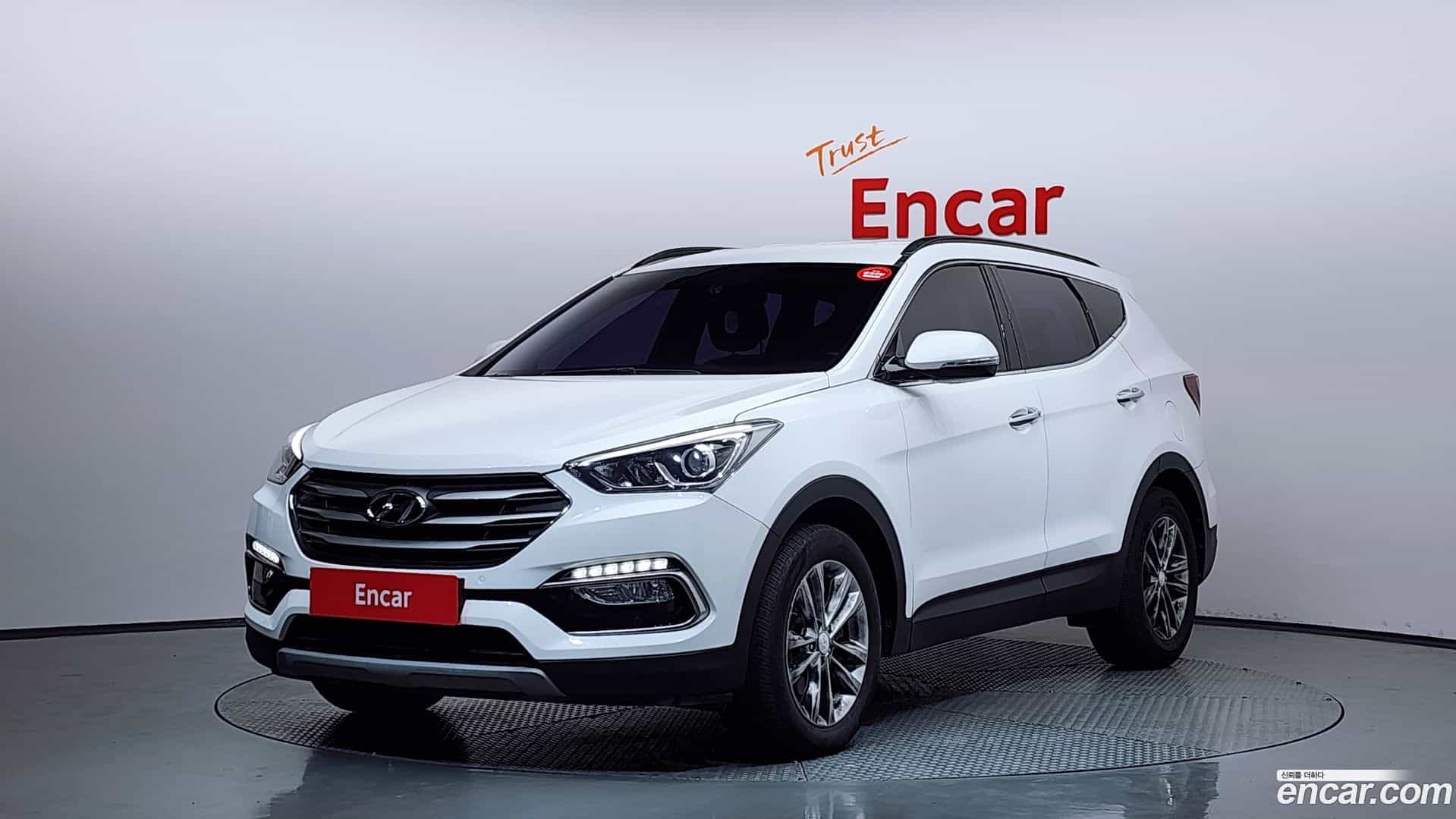 Santafe Hyundai 2017.6-OUTER-001