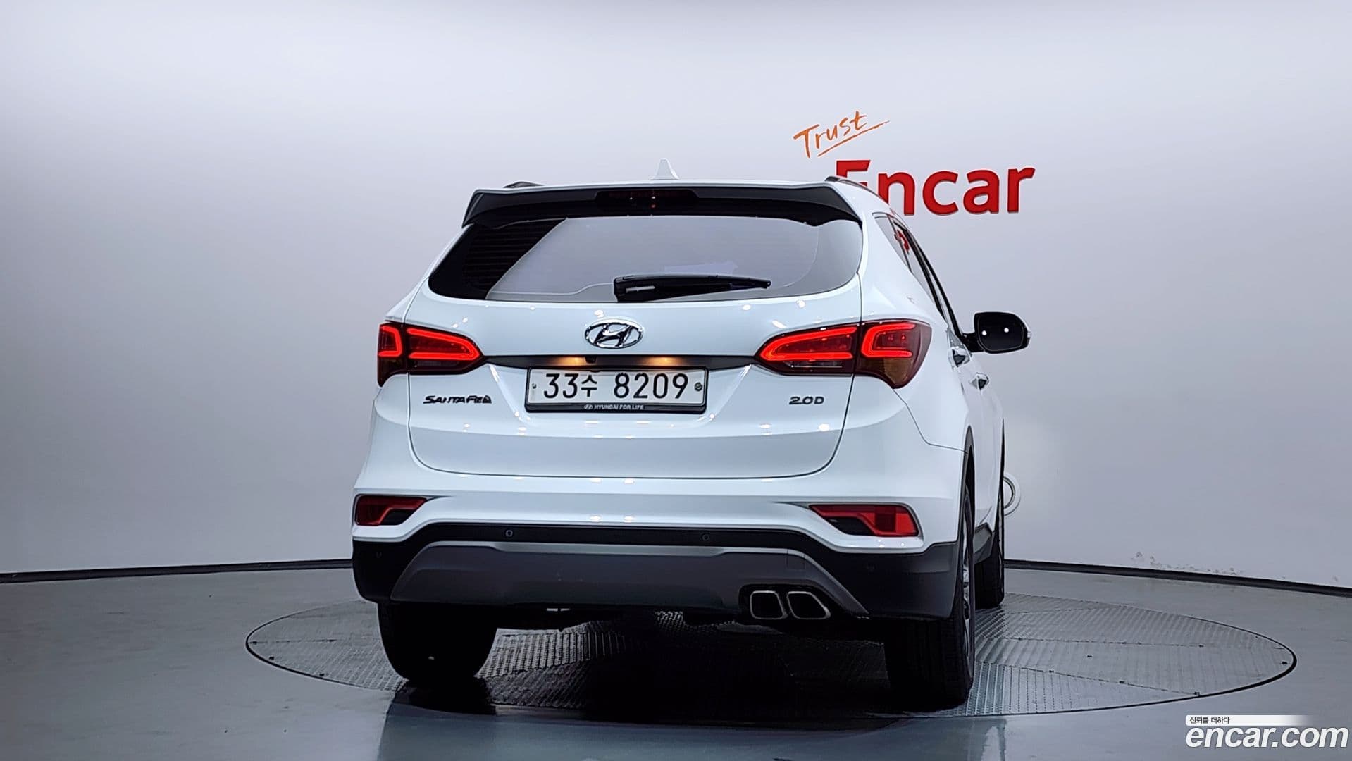 Main__Slider__Photo:Santafe Hyundai 2017.6-3