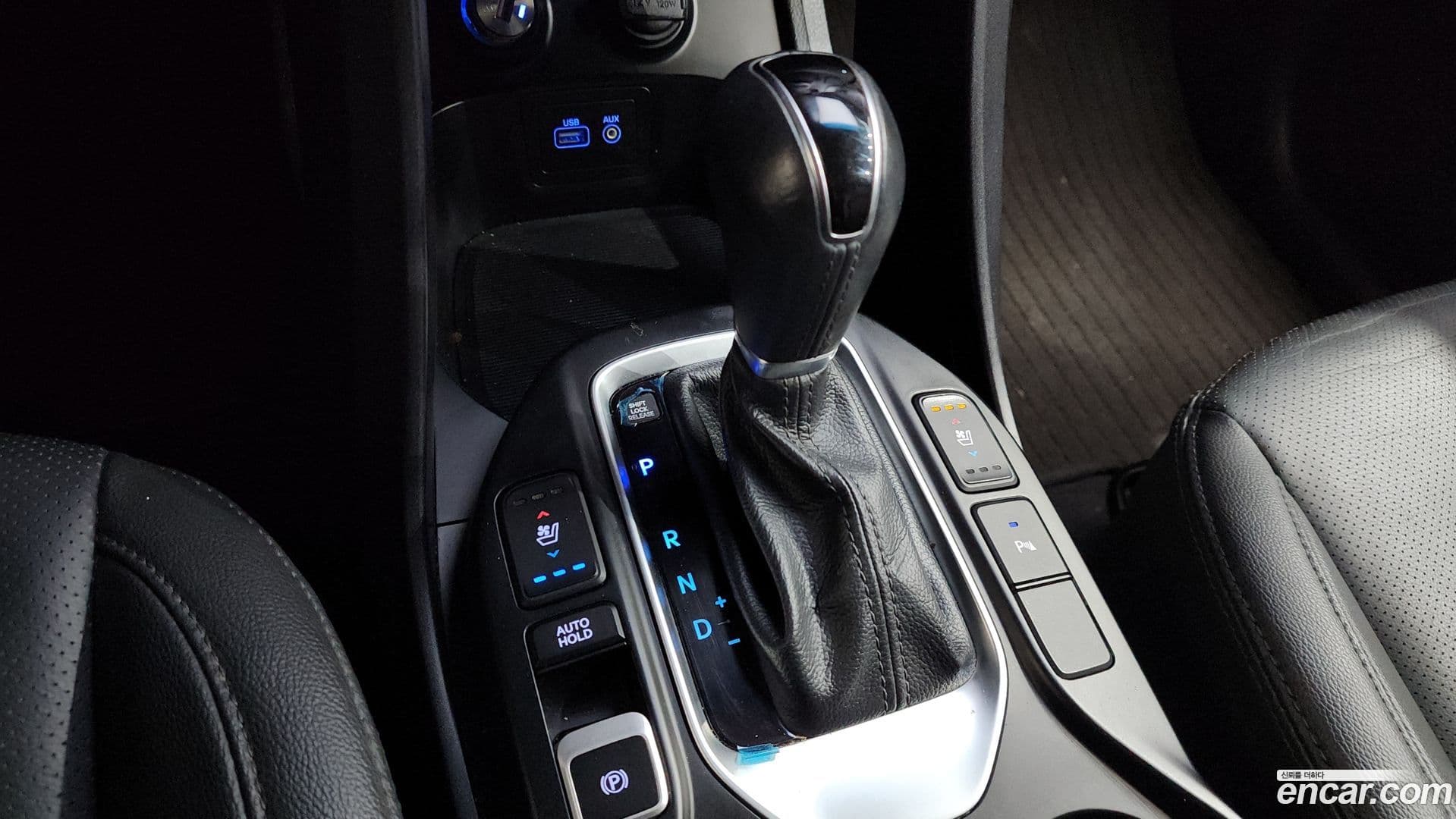 Main__Slider__Photo:Santafe Hyundai 2017.6-8