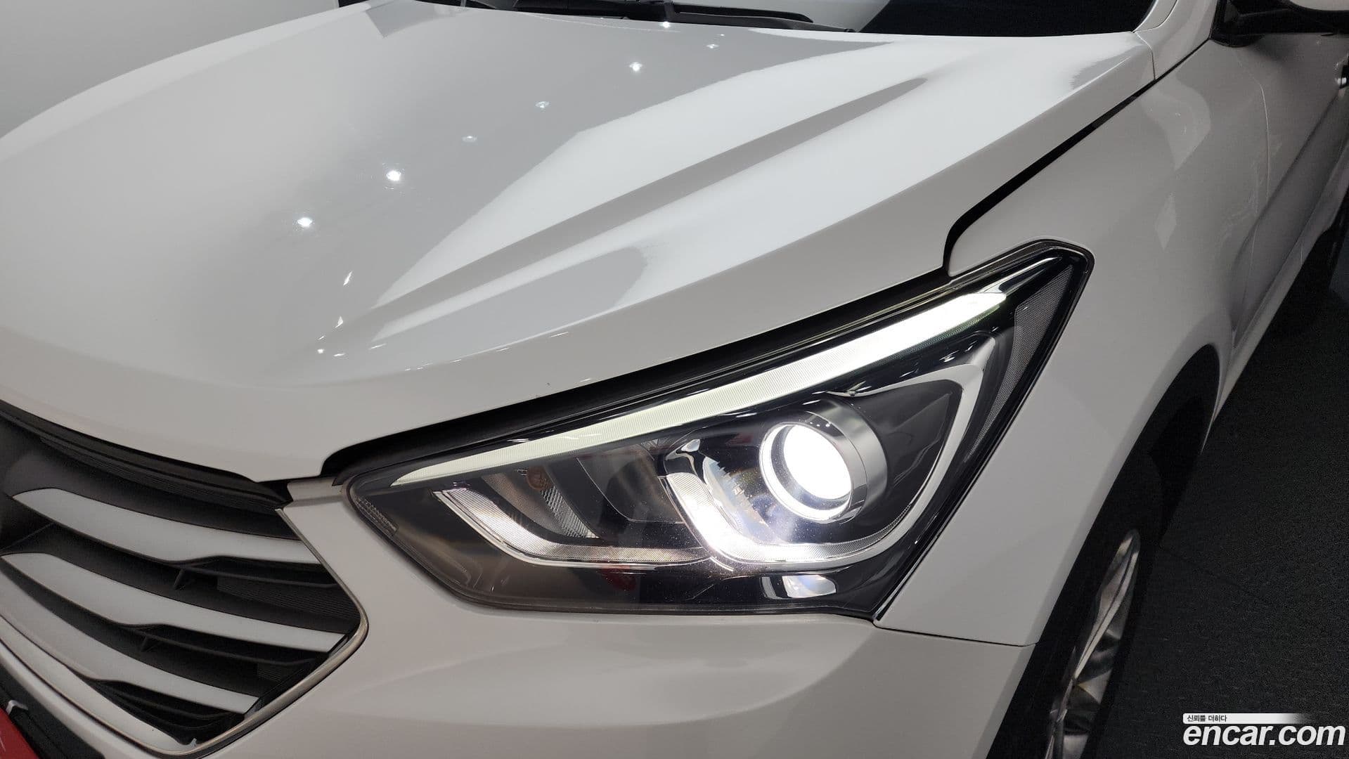 Main__Slider__Photo:Santafe Hyundai 2017.6-21