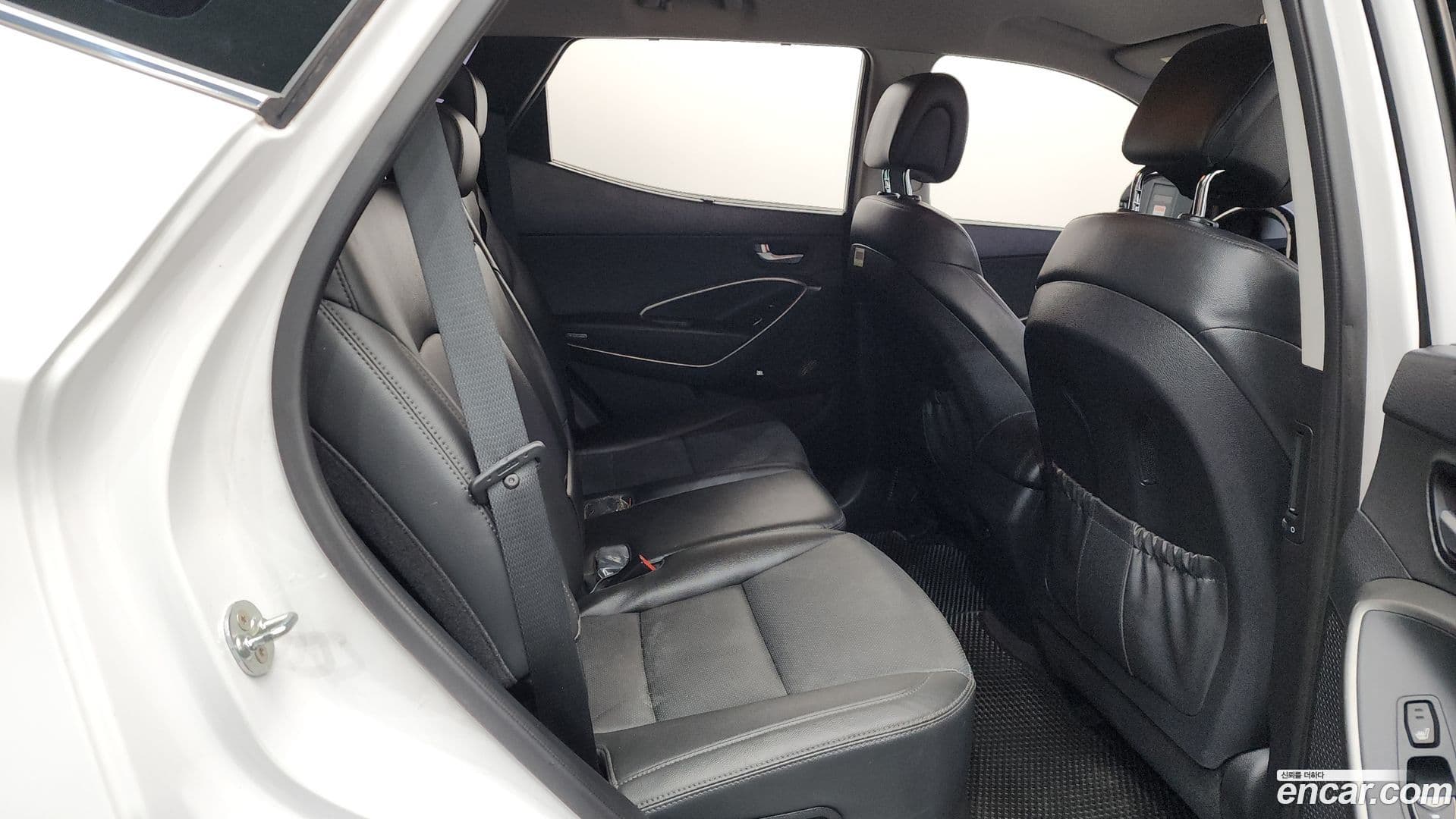 Main__Slider__Photo:Santafe Hyundai 2017.6-25
