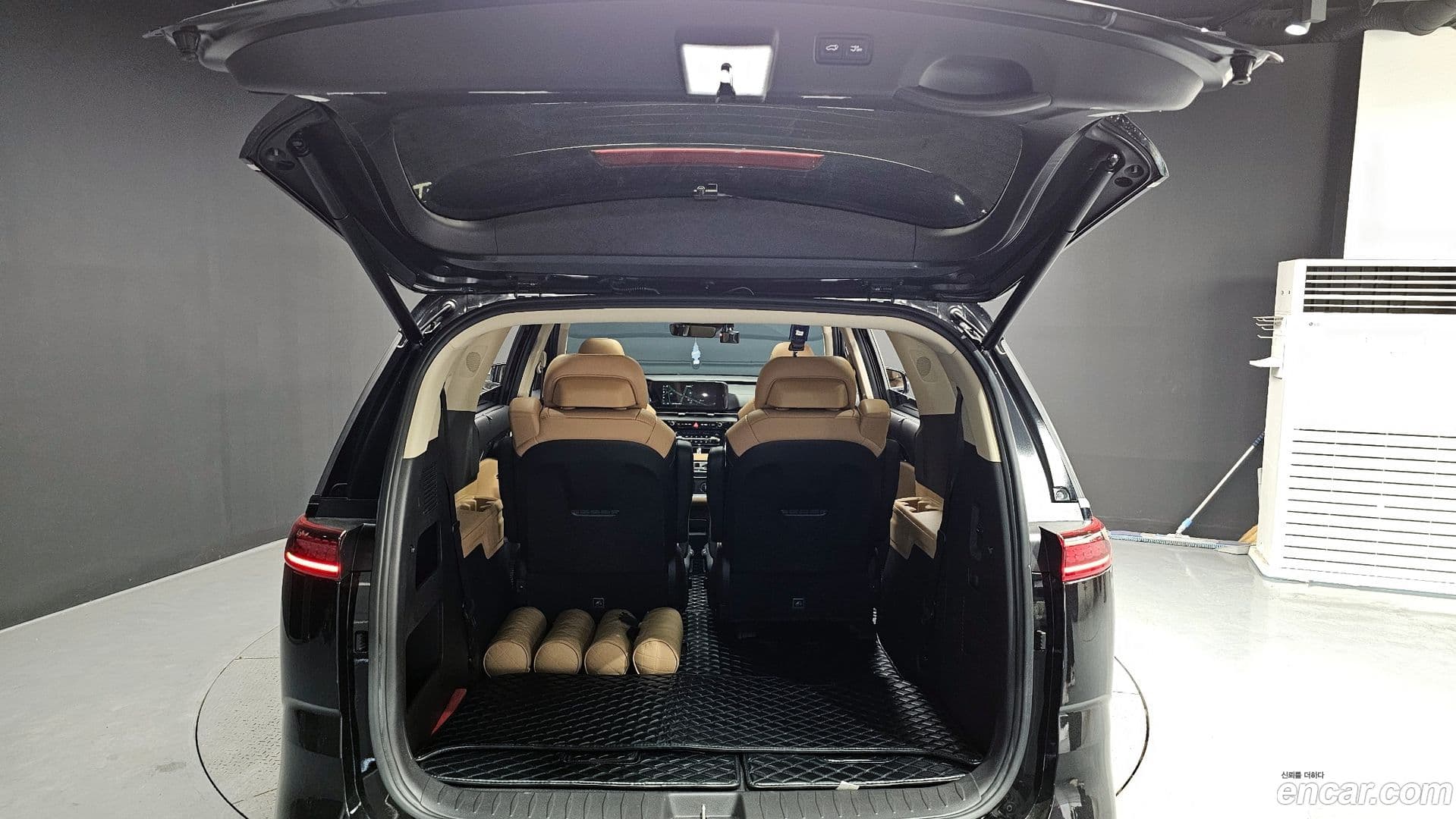 Main__Slider__Photo:Canival Kia 2022.8-19