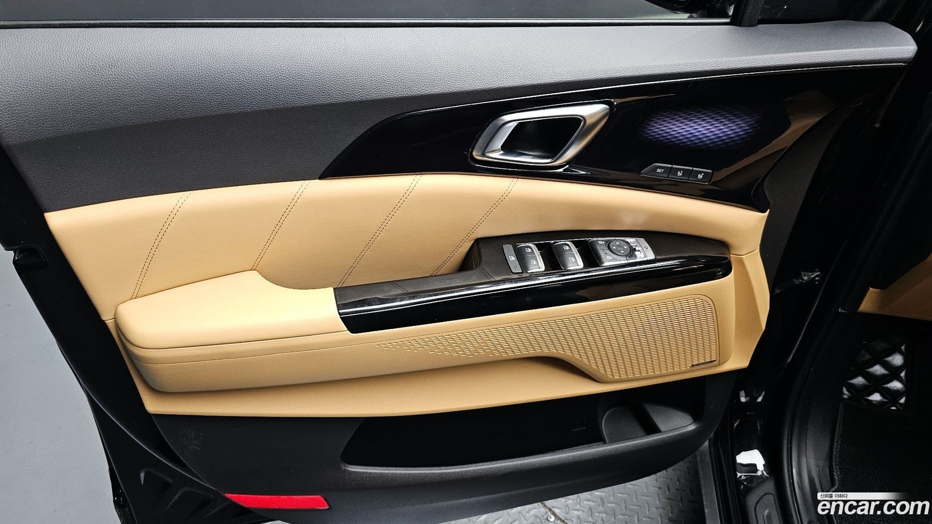 Main__Slider__Photo:Canival Kia 2022.8-23