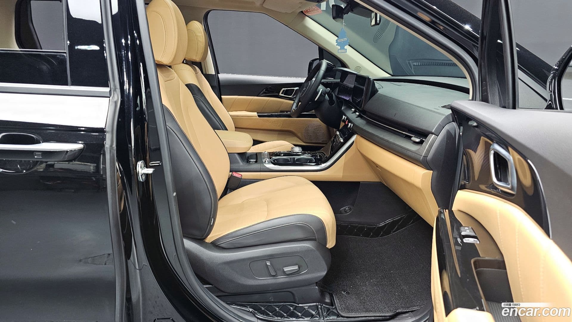 Main__Slider__Photo:Canival Kia 2022.8-25