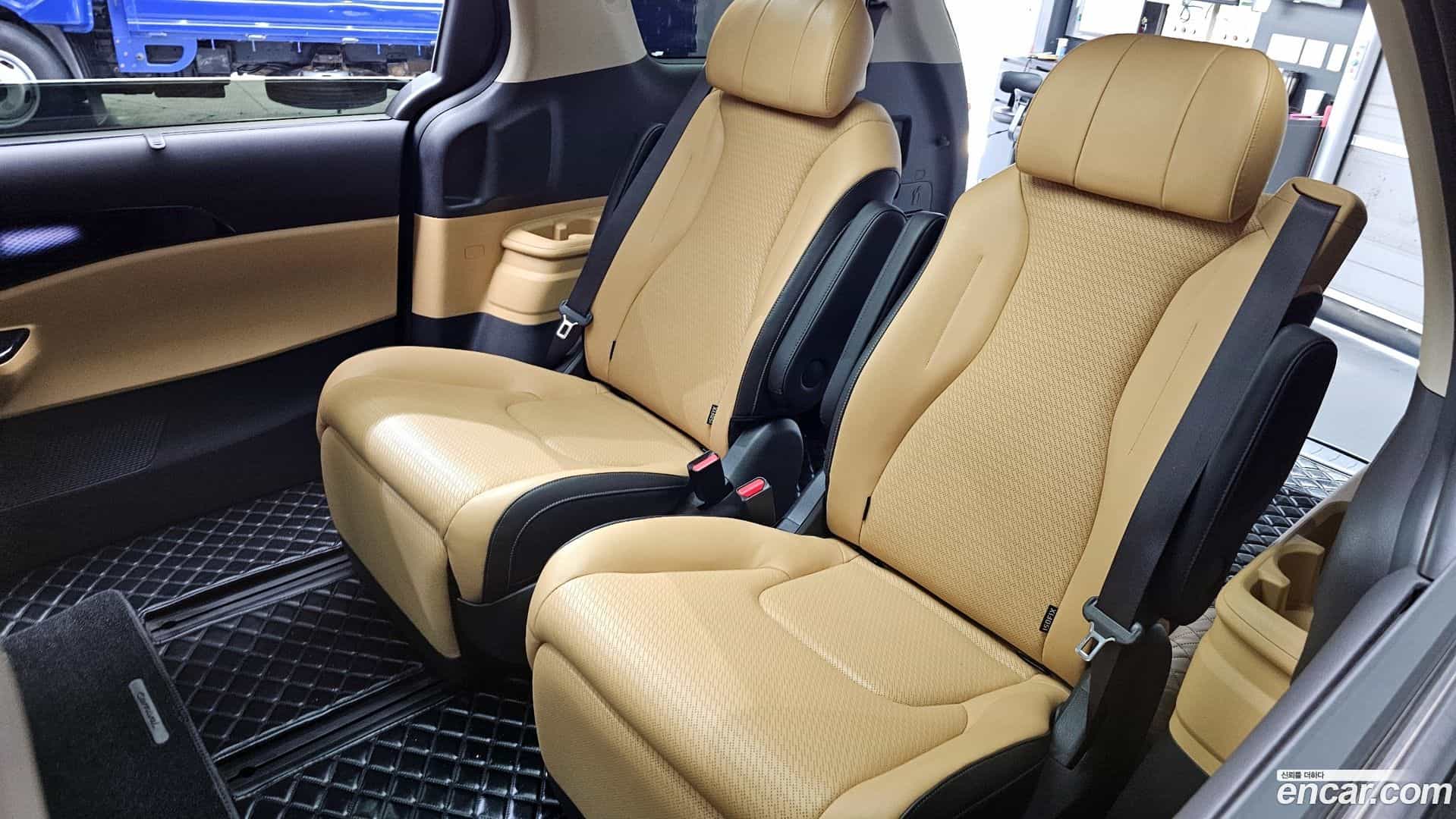 Canival Kia 2022.8-OPTION-041