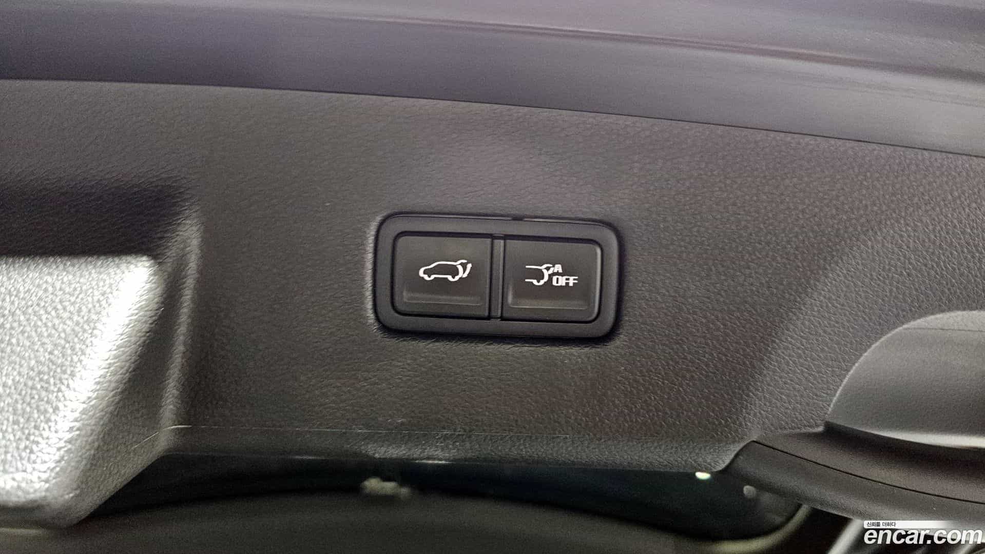Canival Kia 2022.8-OPTION-047