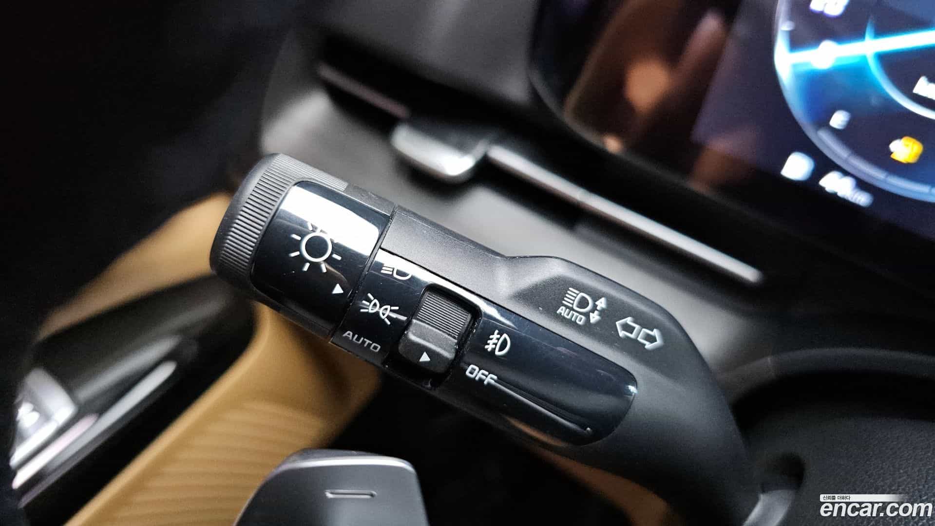 Canival Kia 2022.8-OPTION-050
