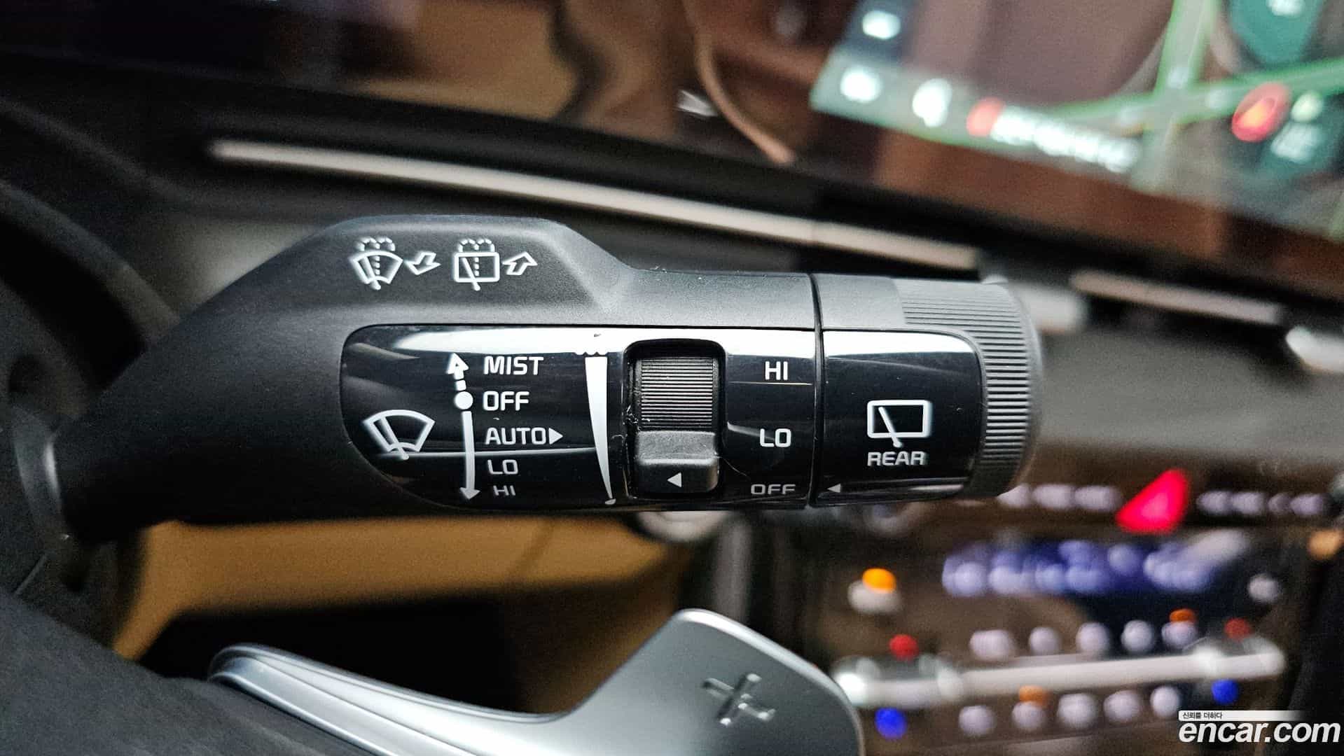 Canival Kia 2022.8-OPTION-052