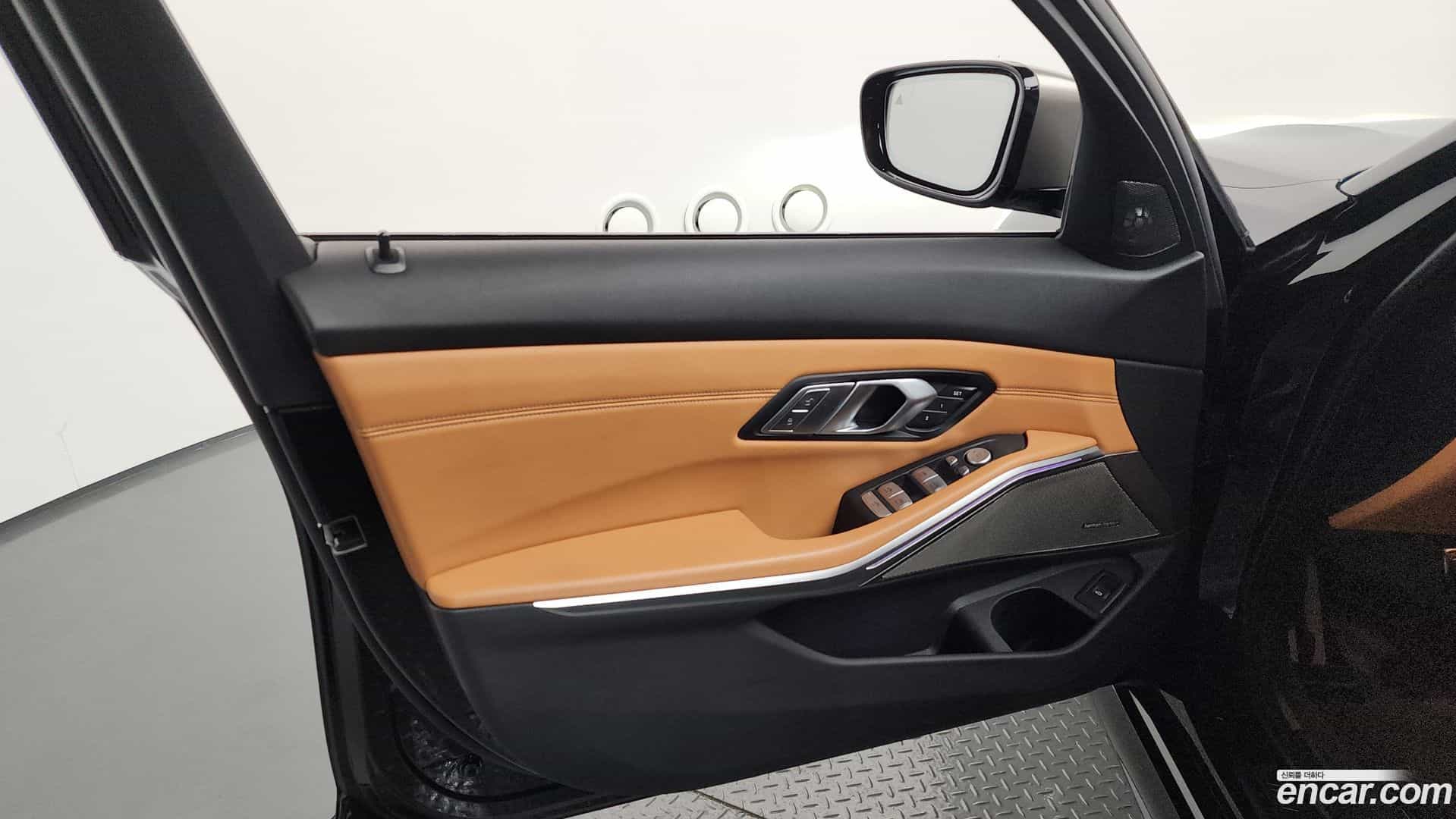 3-Series BMW 2021.3-INNER-034