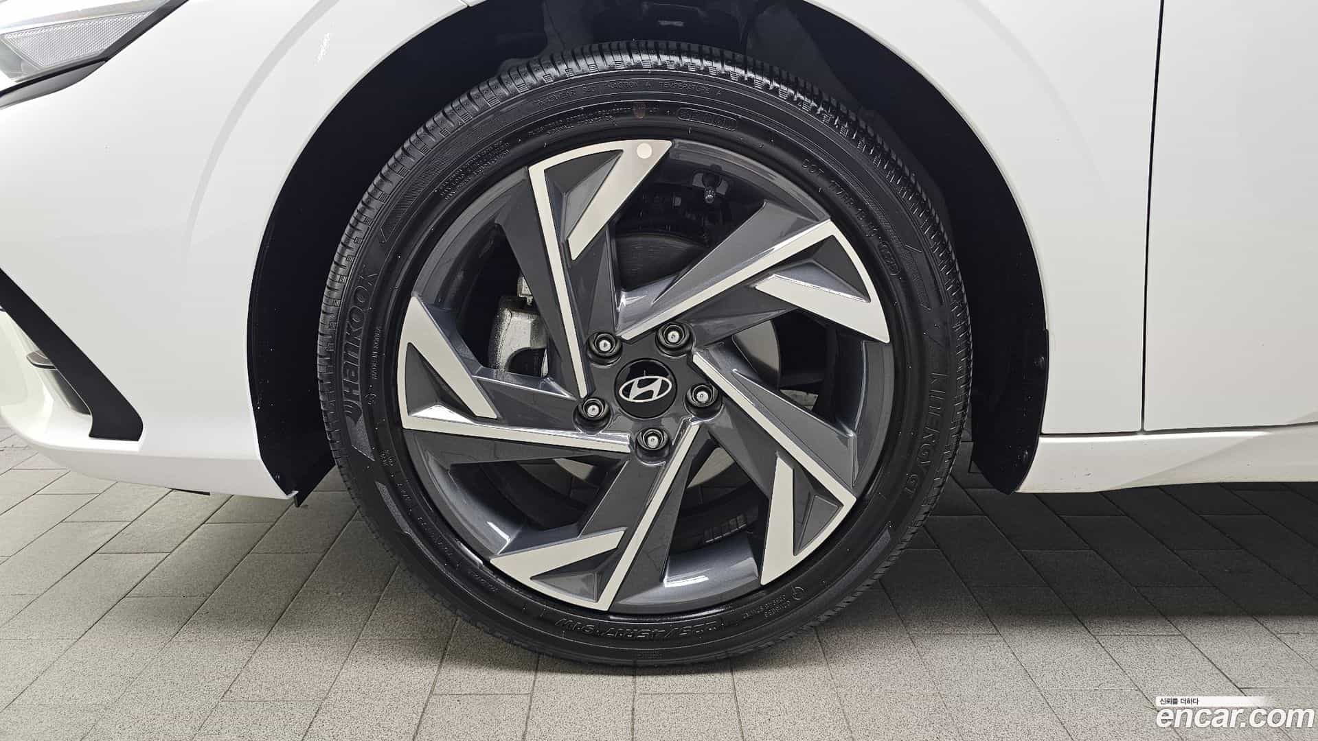 AVANTE Hyundai 2025.2-OUTER-005
