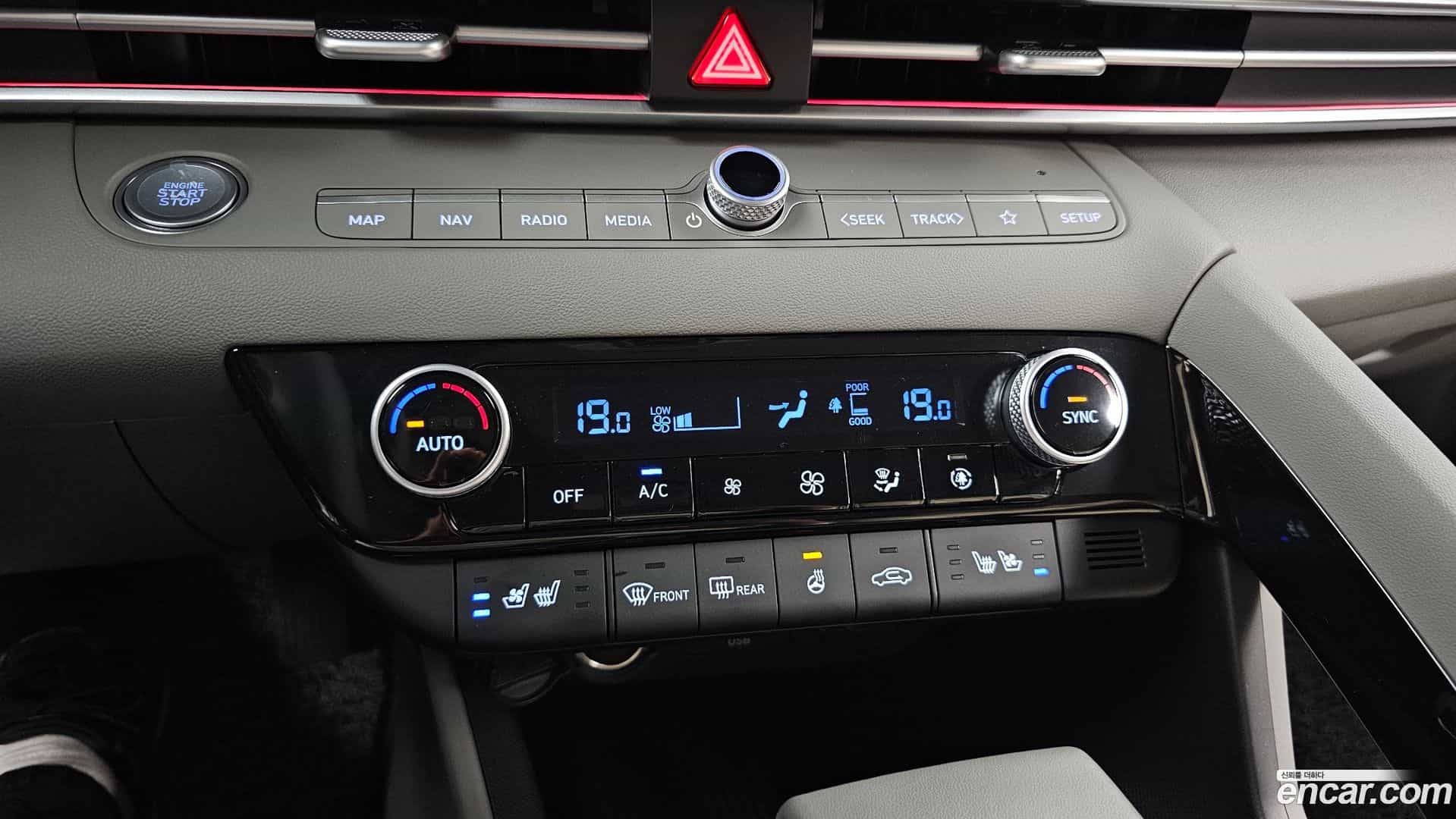AVANTE Hyundai 2025.2-OPTION-044