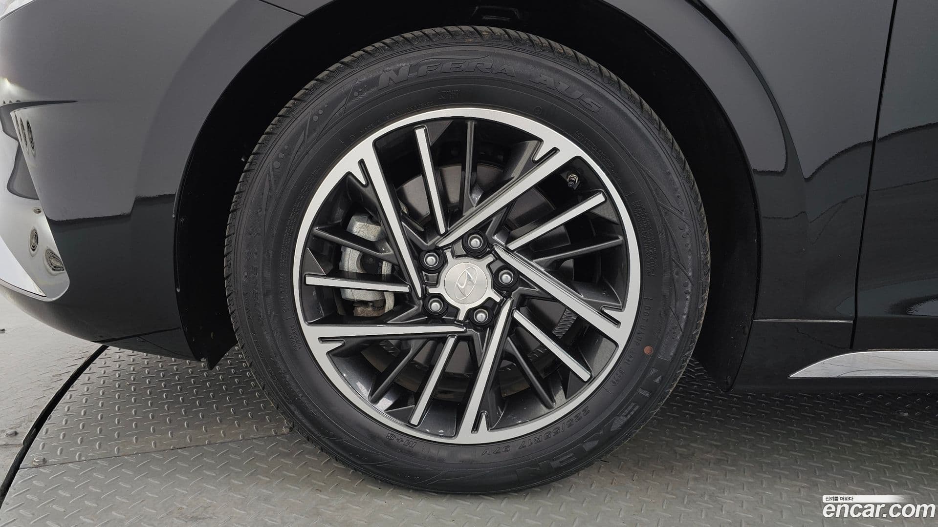 Main__Slider__Photo:Grandeur Hyundai 2020.2-4
