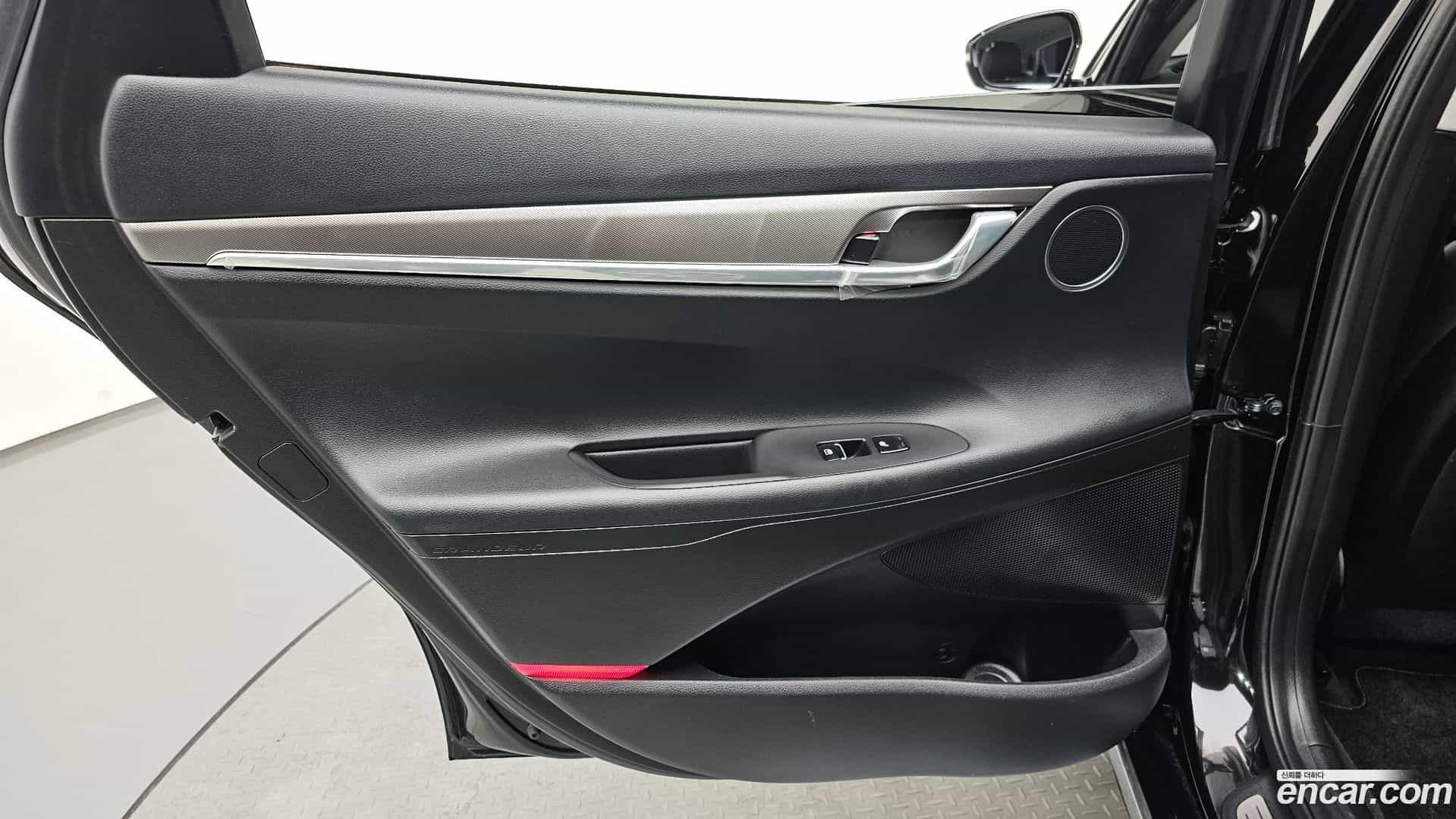 Grandeur Hyundai 2020.2-INNER-035