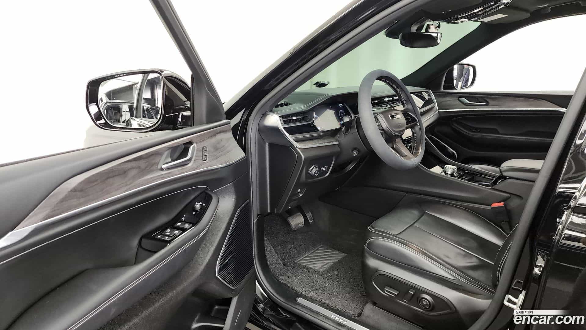 Cherokee Jeep 2022.7-INNER-010
