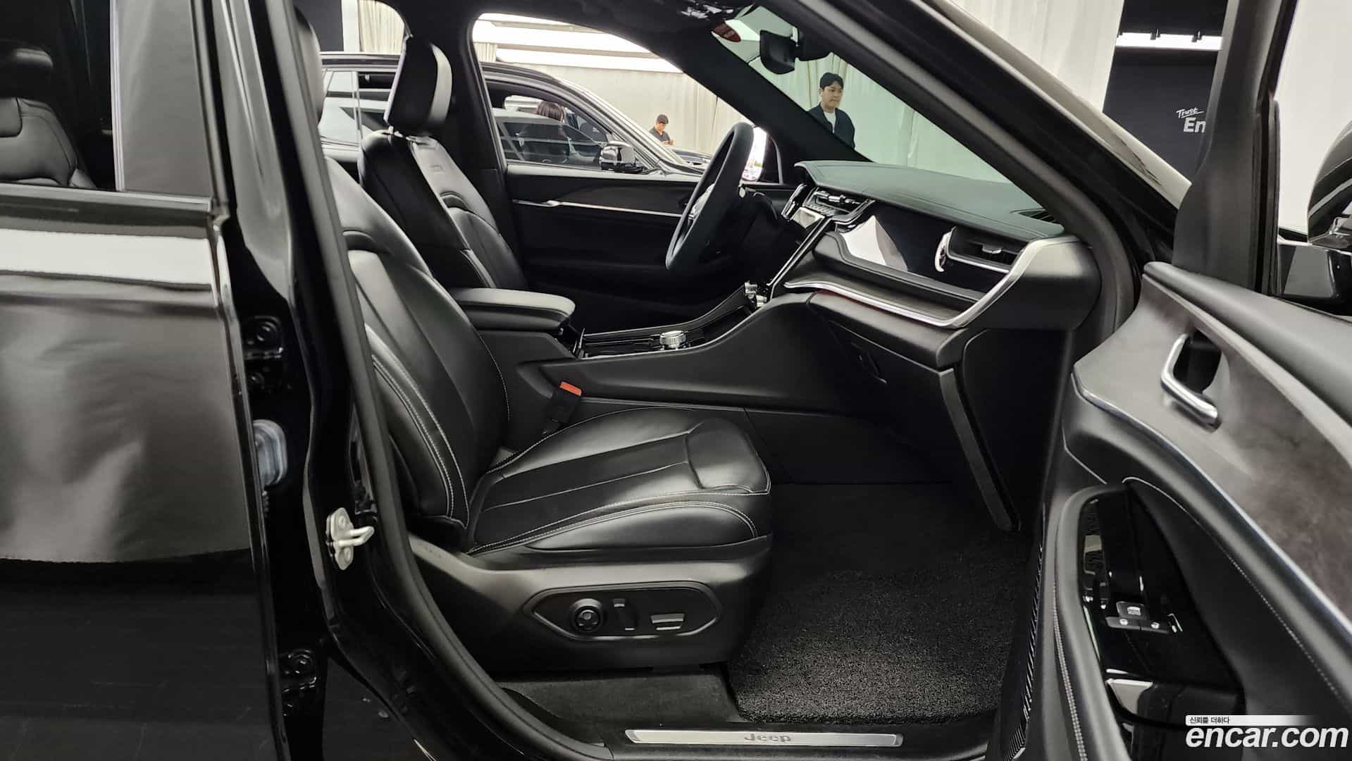 Cherokee Jeep 2022.7-OPTION-015