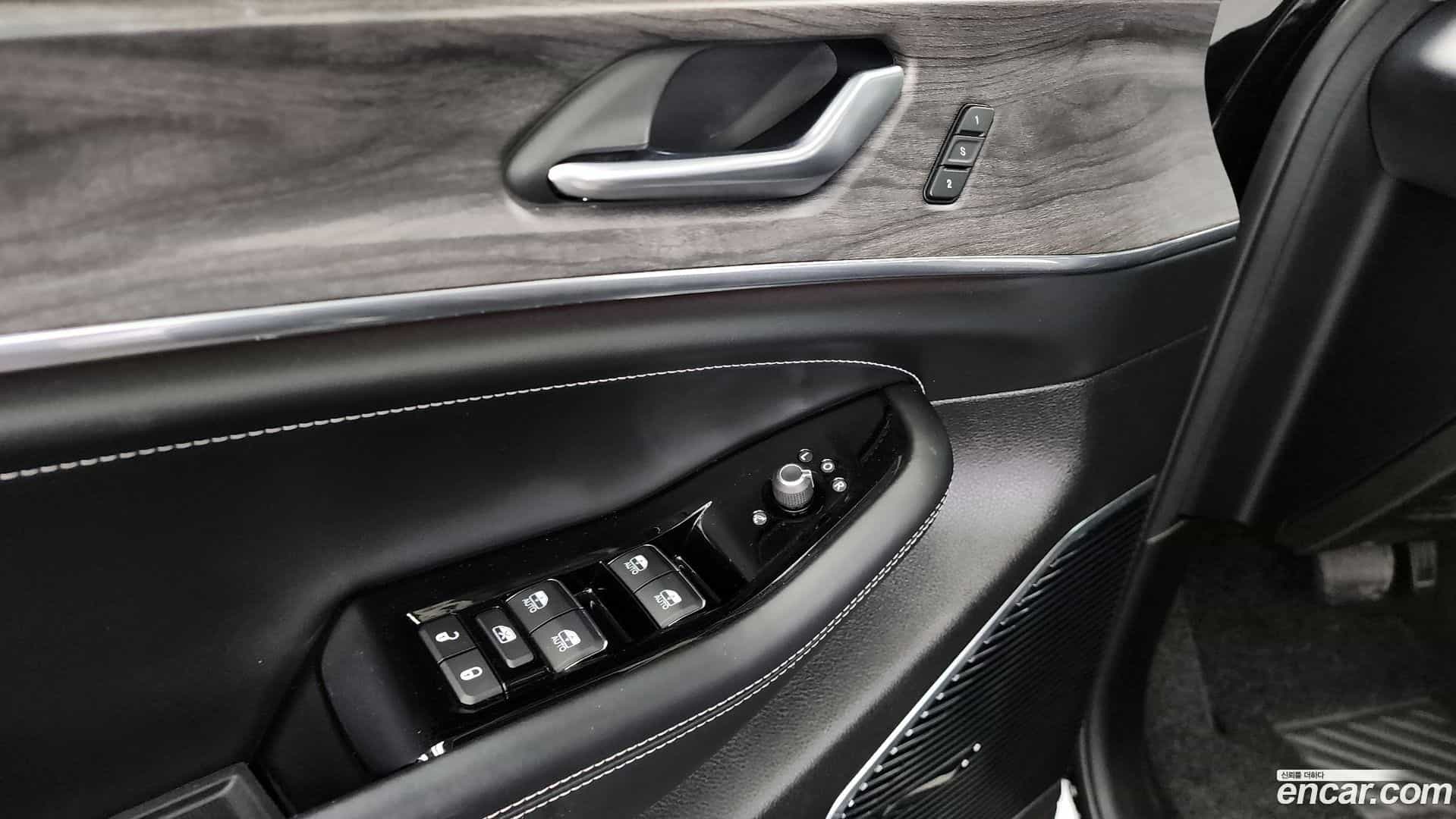 Cherokee Jeep 2022.7-OPTION-041
