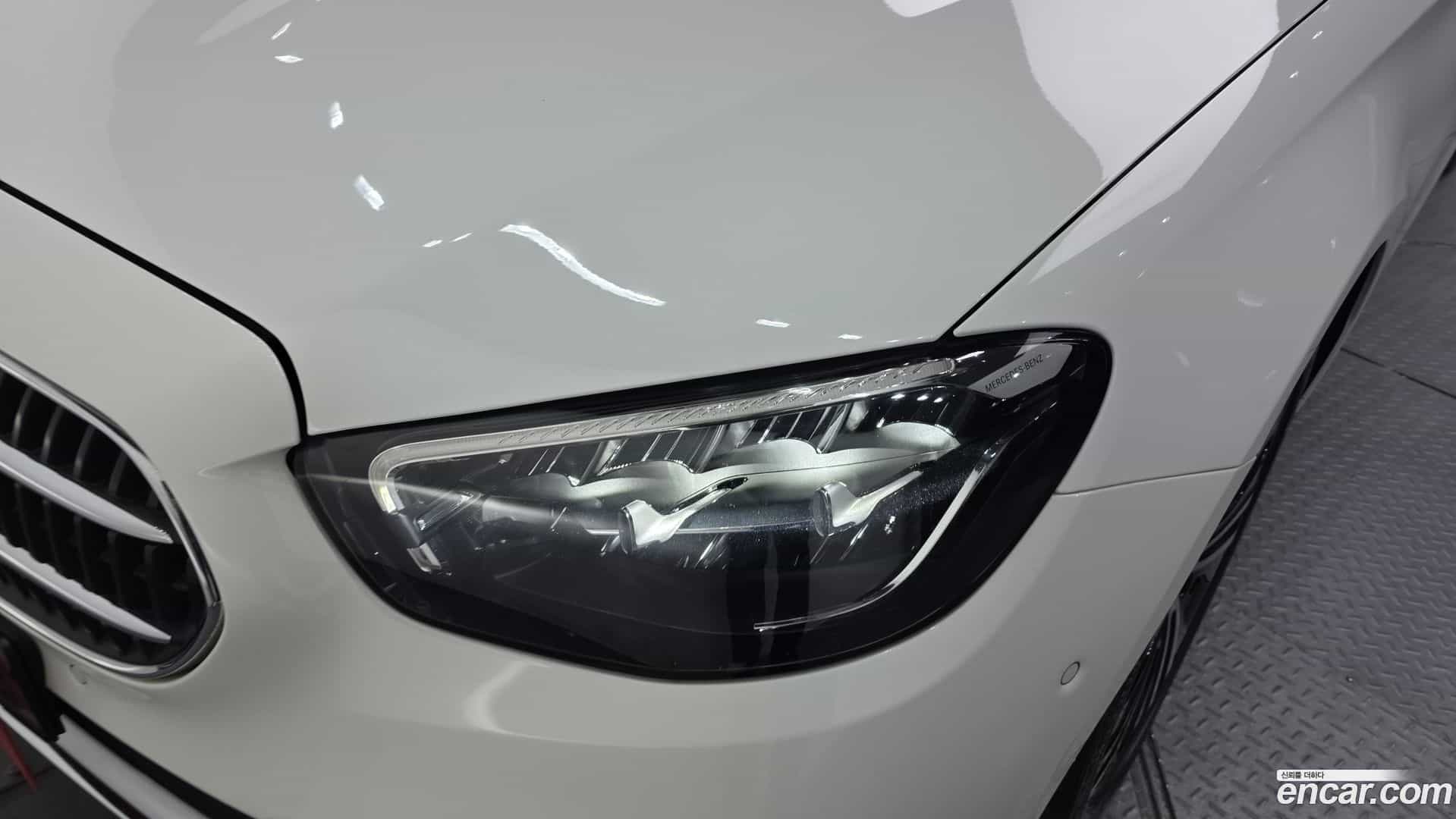 E-Class Mercedes-Benz 2021.4-OUTER-032