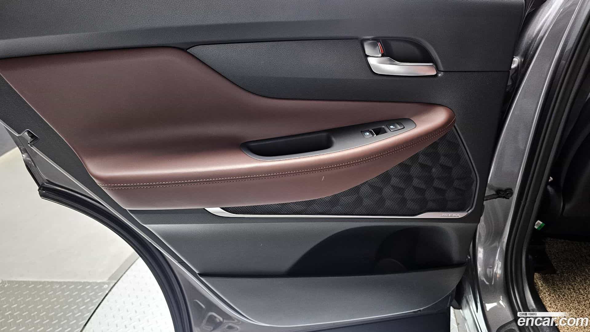 Santafe Hyundai 2020.0-INNER-035