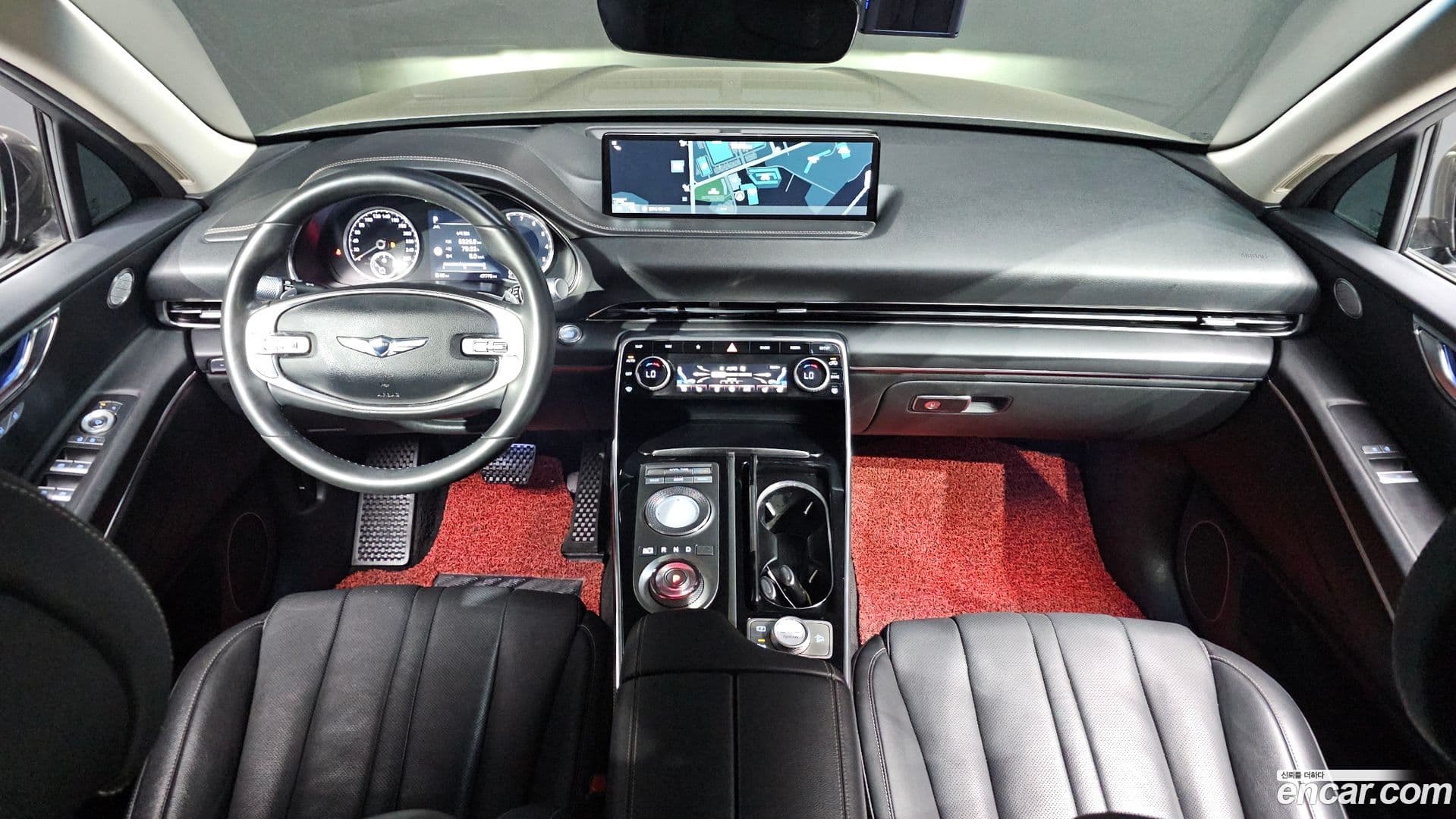 Main__Slider__Photo:GV80 Genesis 2022.5-6