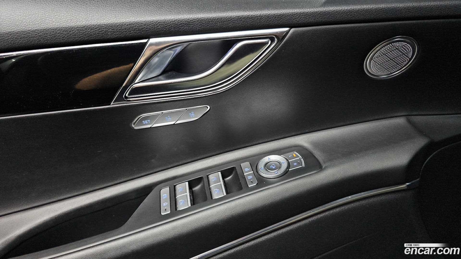 Main__Slider__Photo:GV80 Genesis 2022.5-26