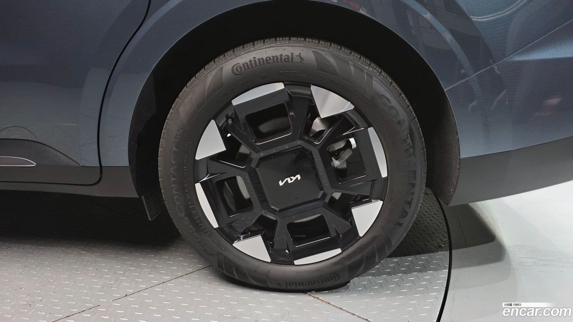 Main__Slider__Photo:Canival Kia 2024.1-20
