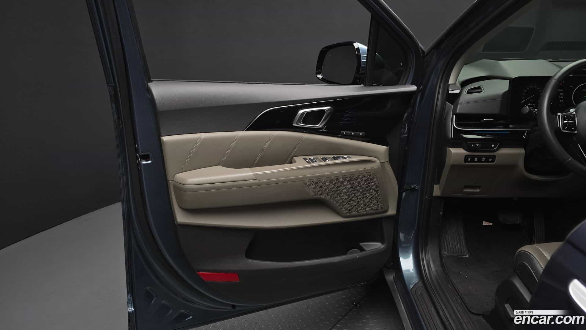 Canival Kia 2024.1-INNER-035