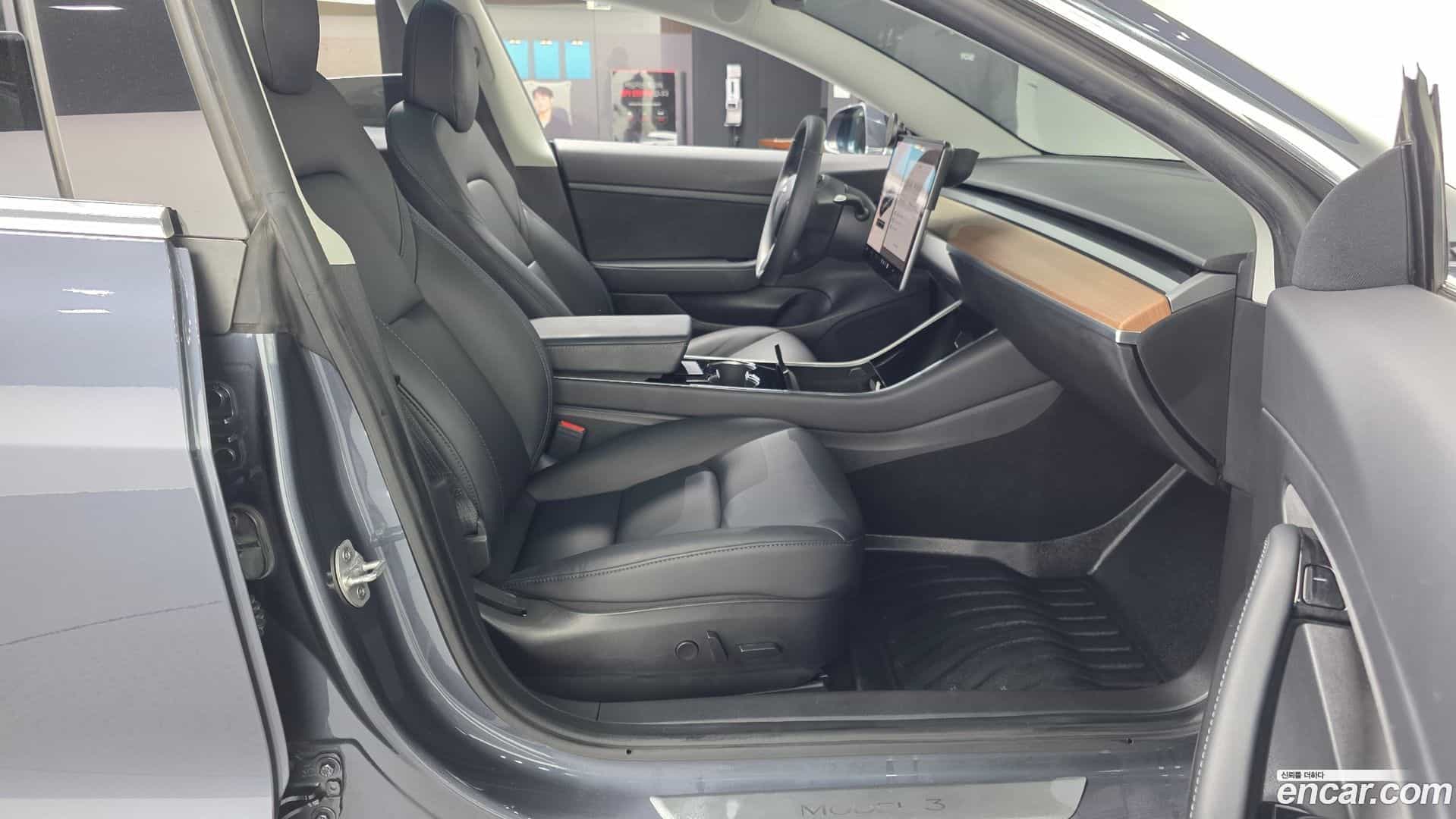 Model 3 Tesla 2020.1-OPTION-015