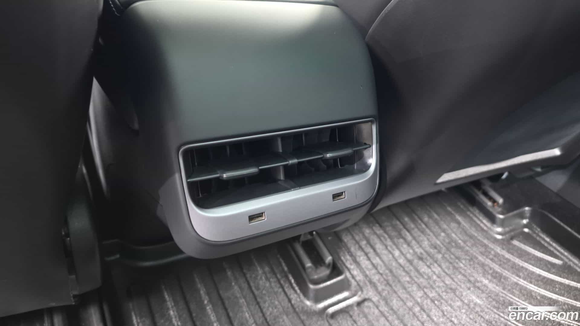 Model 3 Tesla 2020.1-OPTION-040