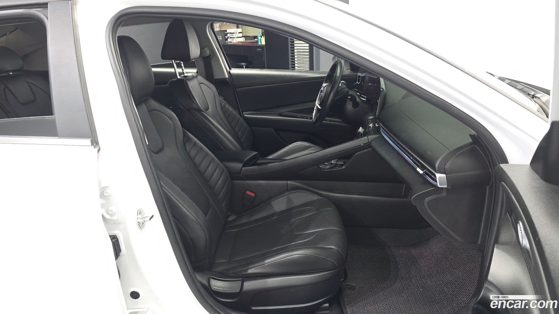 Main__Slider__Photo:AVANTE Hyundai 2020.8-10