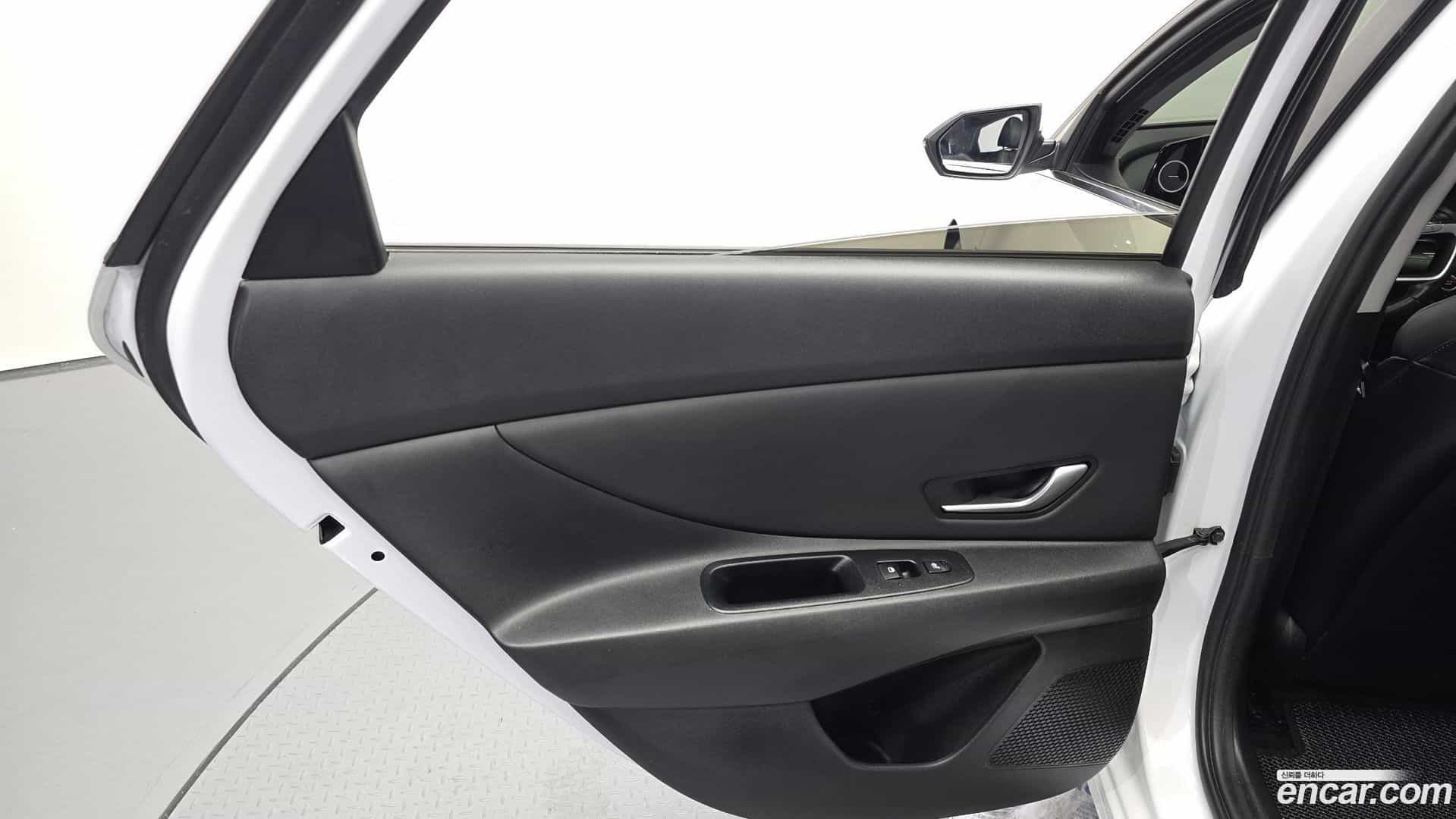 AVANTE Hyundai 2020.8-INNER-035