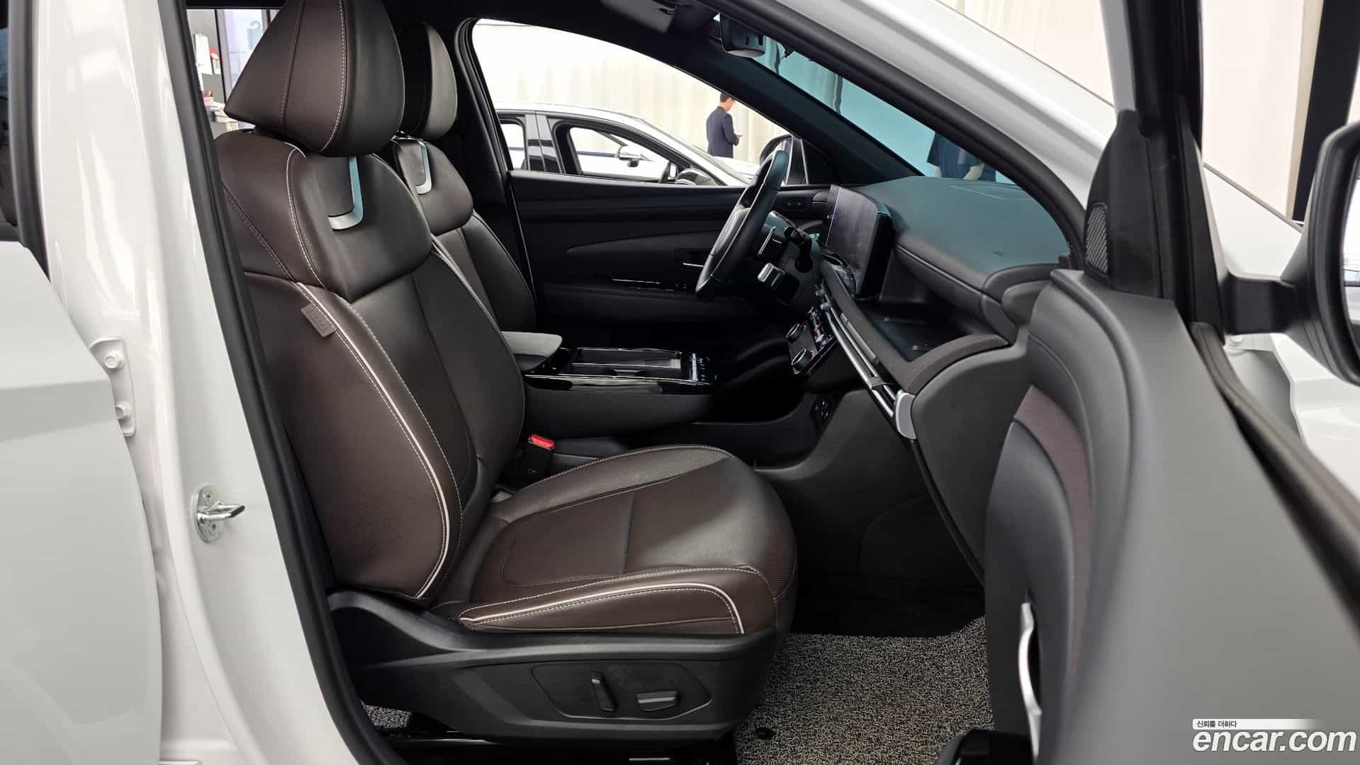 Tucson Hyundai 2024.6-OPTION-015