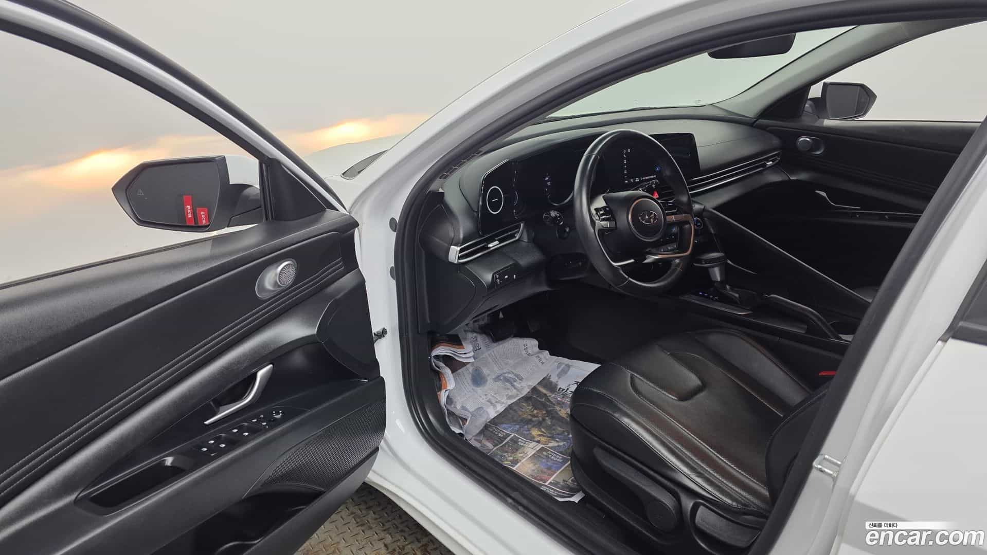 AVANTE Hyundai 2022.4-INNER-010