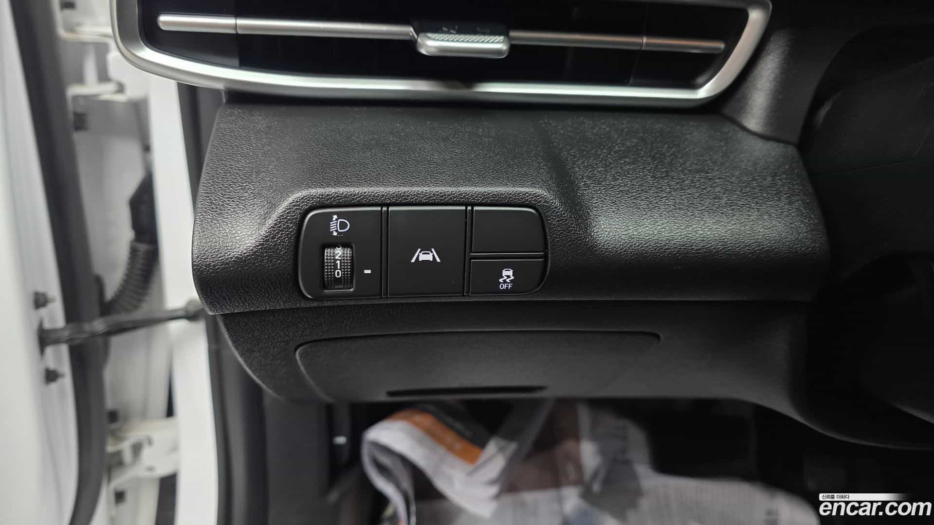 AVANTE Hyundai 2022.4-OPTION-018