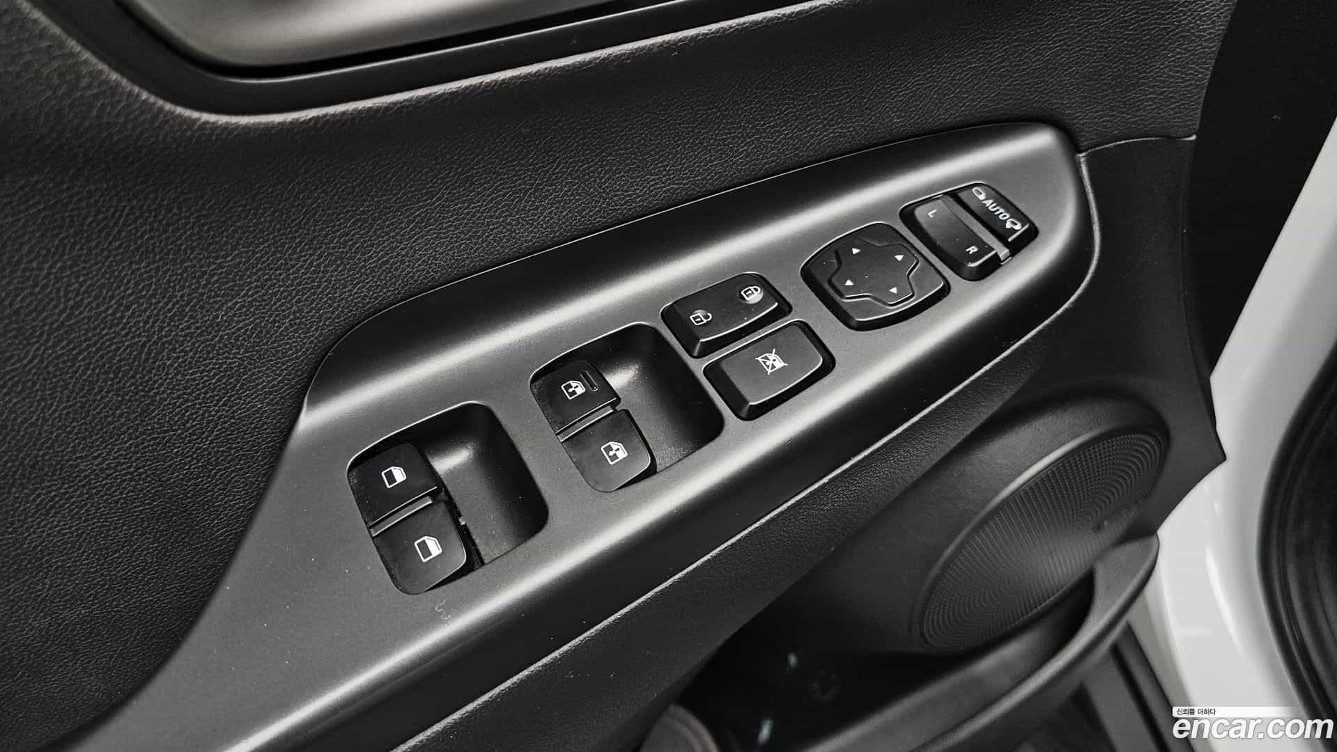 Kona Hyundai 2017.6-OPTION-021