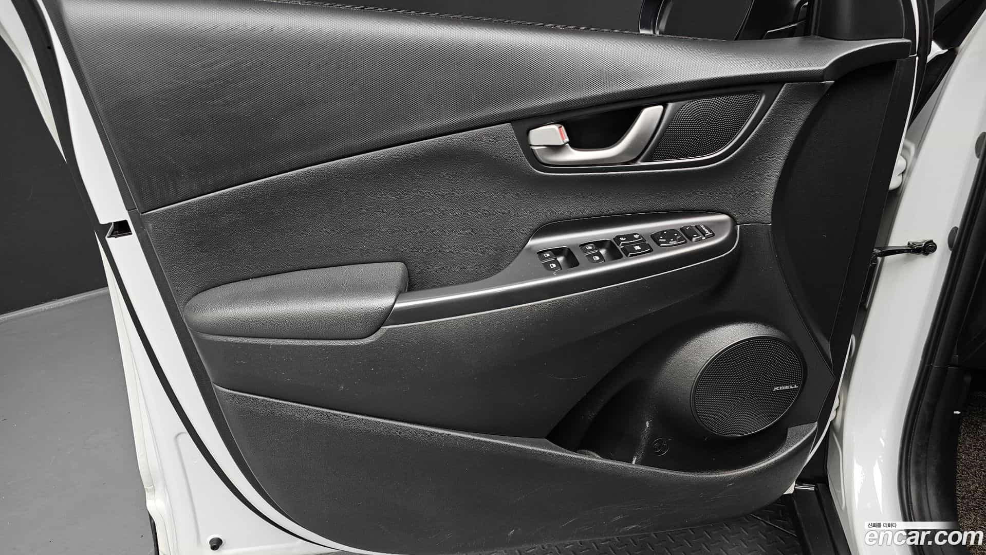 Kona Hyundai 2017.6-INNER-034