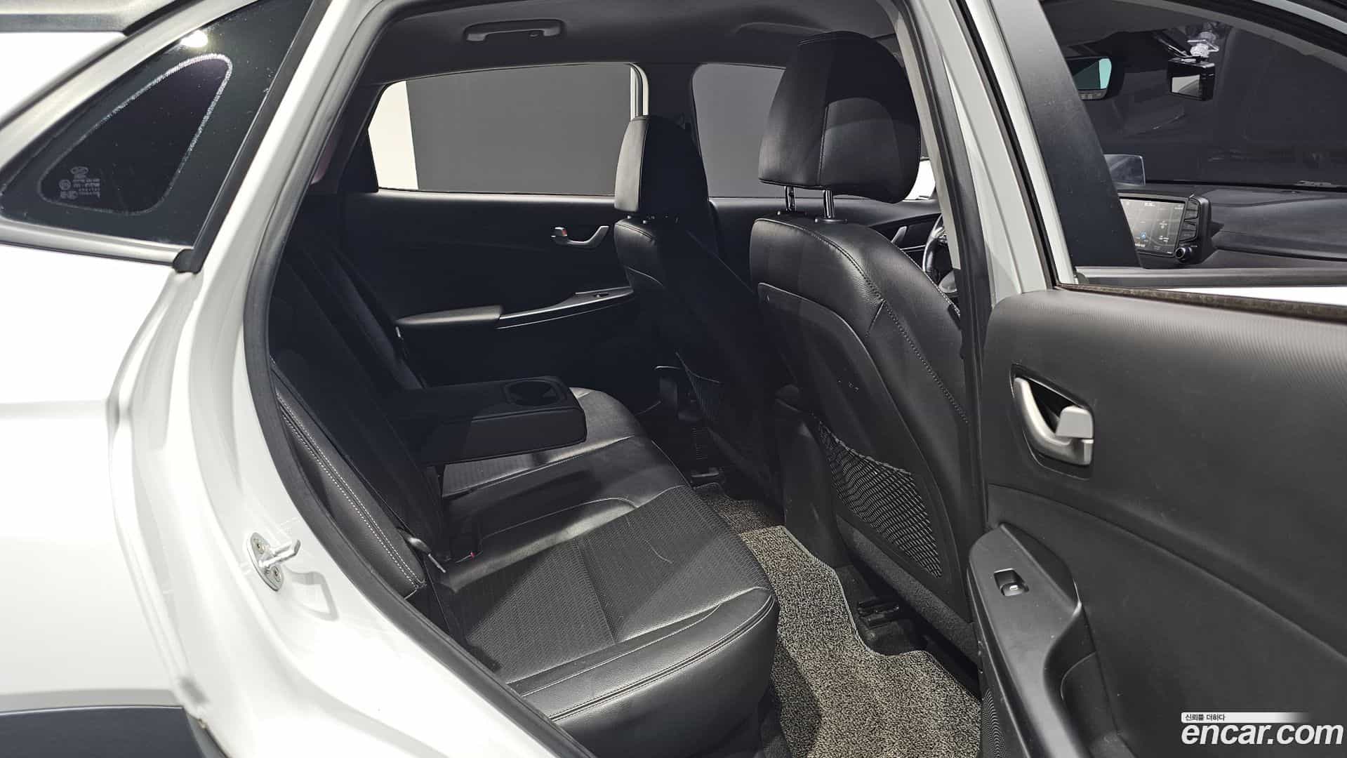 Kona Hyundai 2017.6-INNER-036